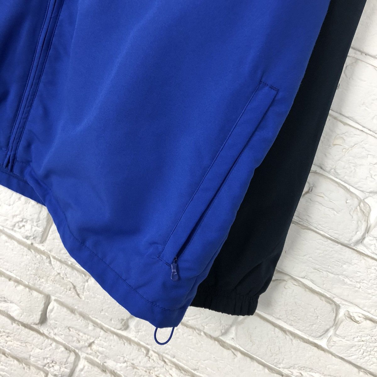 Chelsea Soccer Chelsea Adidas vintage soccer jacket Size US XL / EU 56 / 4 - 4 Thumbnail