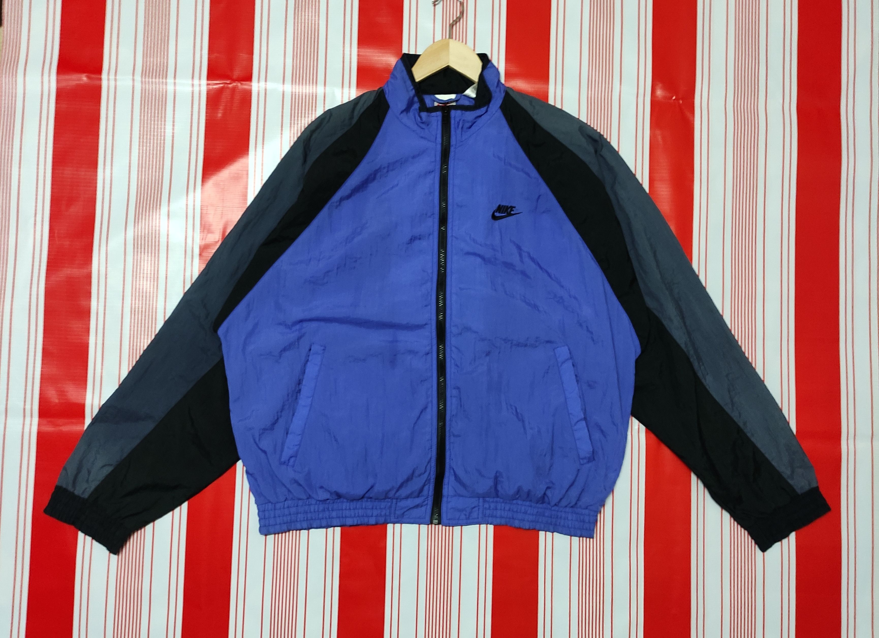 Nike × Vintage Vintage Nike Small logo Windbreaker Size US M / EU 48-50 / 2 - 1 Thumbnail