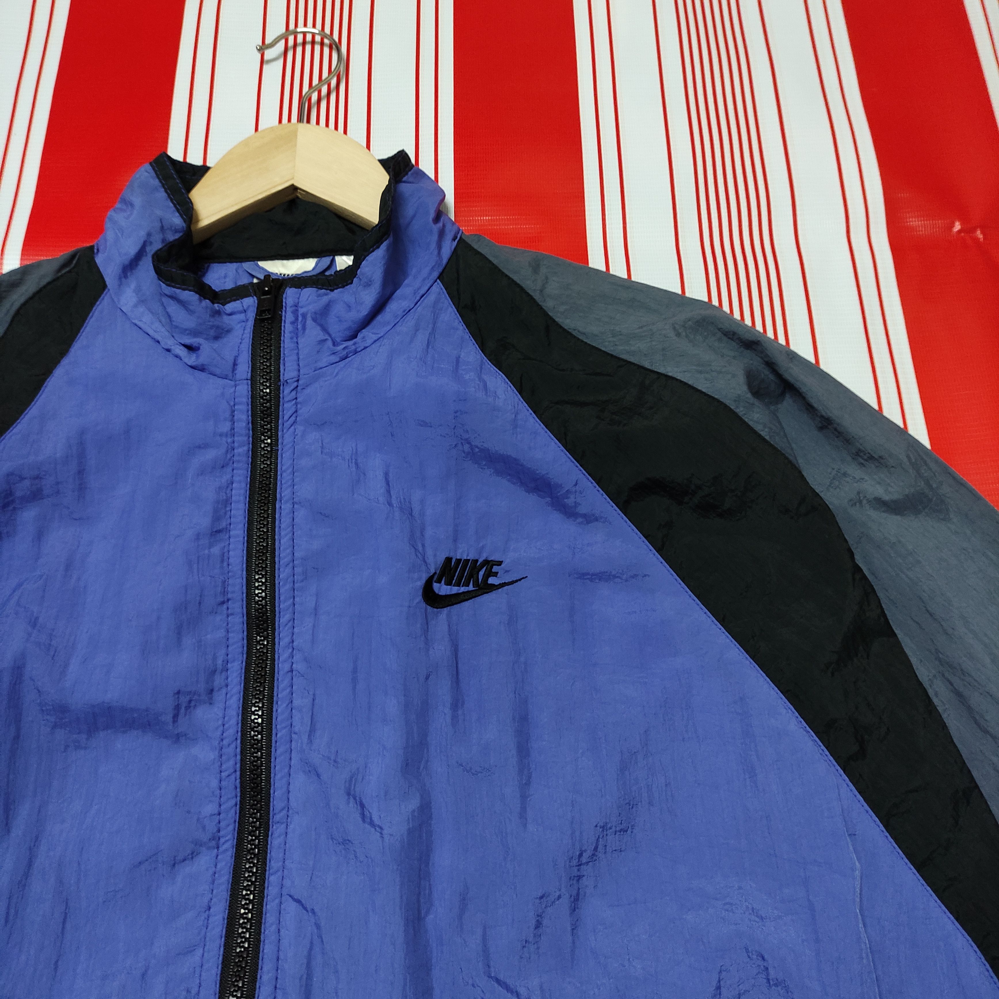 Nike × Vintage Vintage Nike Small logo Windbreaker Size US M / EU 48-50 / 2 - 3 Thumbnail