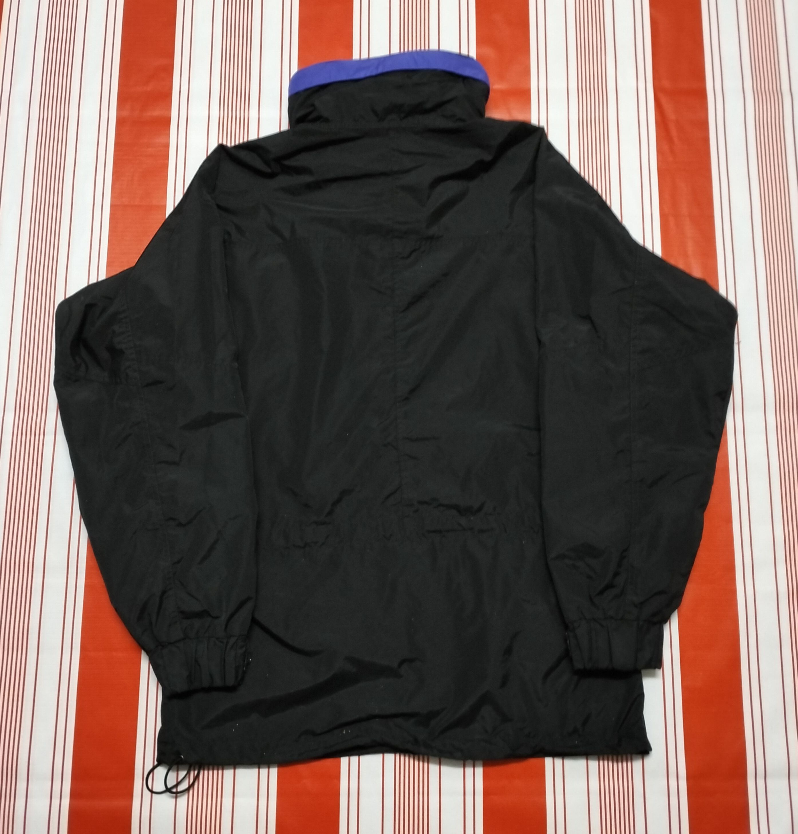 Columbia × Vintage Vintage Columbia sport Windbreaker Light Jacket Size US L / EU 52-54 / 3 - 2 Thumbnail