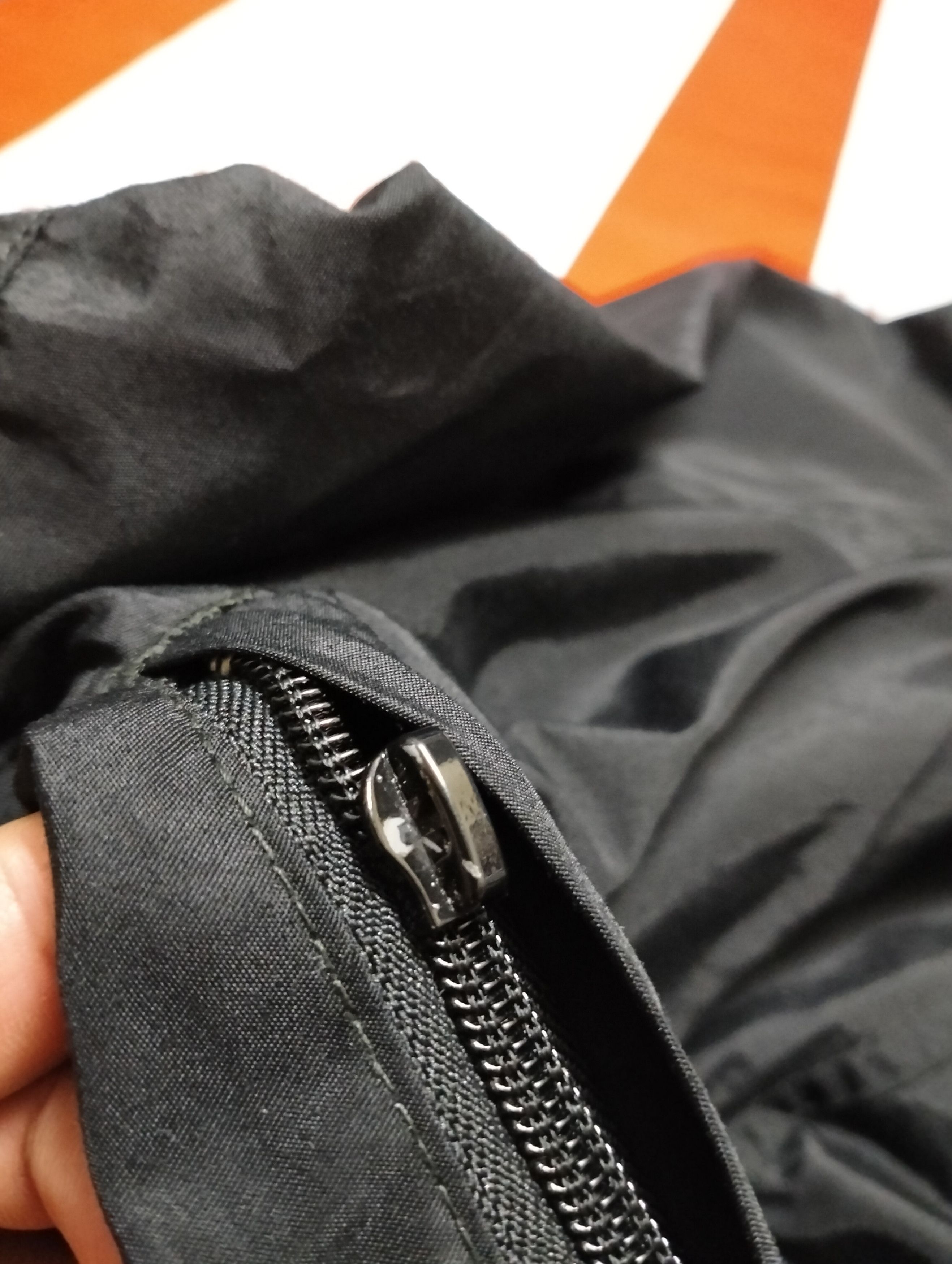 Columbia × Vintage Vintage Columbia sport Windbreaker Light Jacket Size US L / EU 52-54 / 3 - 5 Thumbnail