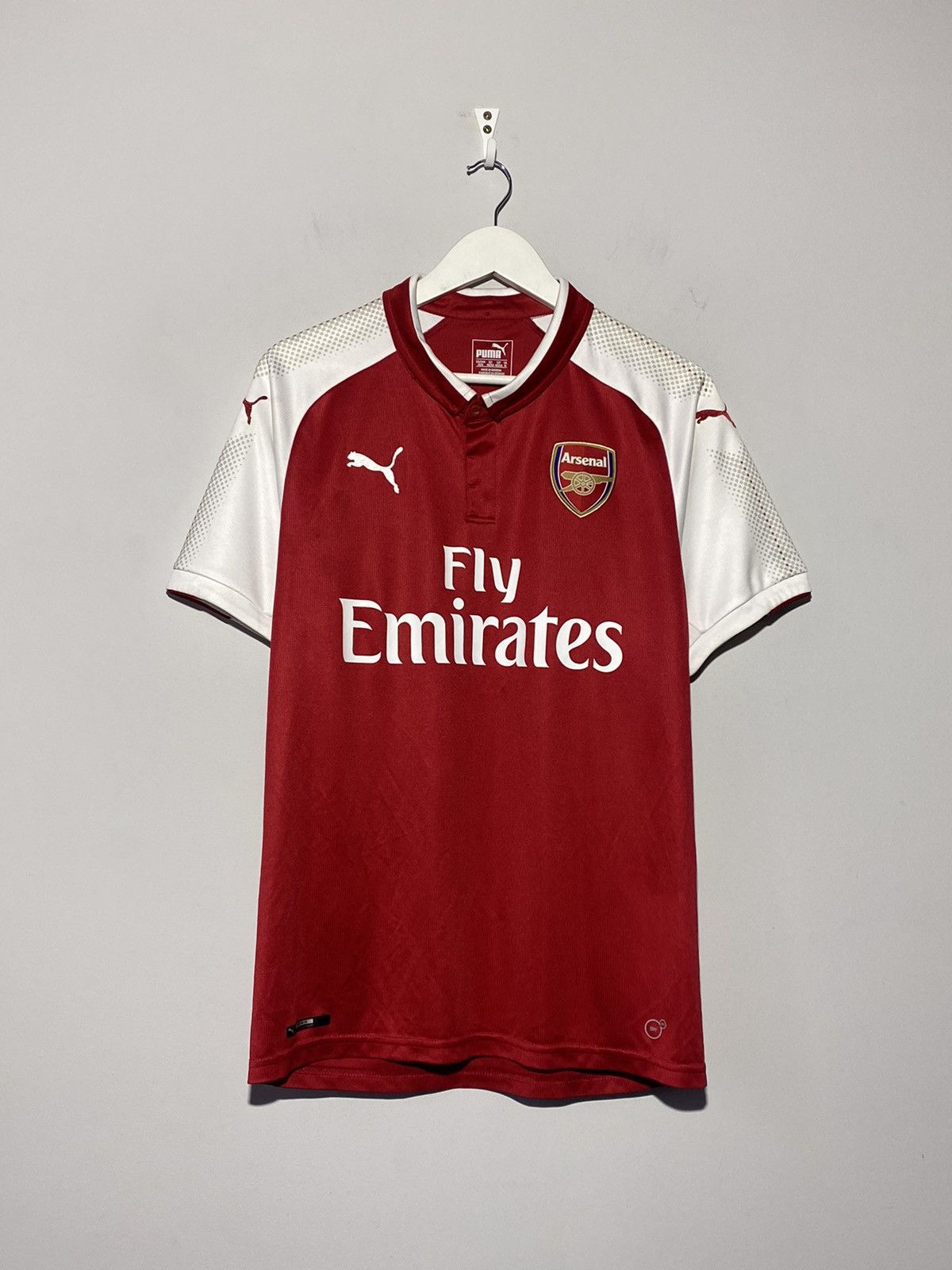 Puma Arsenal Puma 2017/18 Home Y2k Blokecore Style Football shirt Size US M / EU 48-50 / 2 - 1 Thumbnail