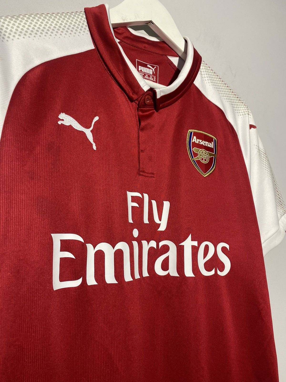 Puma Arsenal Puma 2017/18 Home Y2k Blokecore Style Football shirt Size US M / EU 48-50 / 2 - 5 Thumbnail