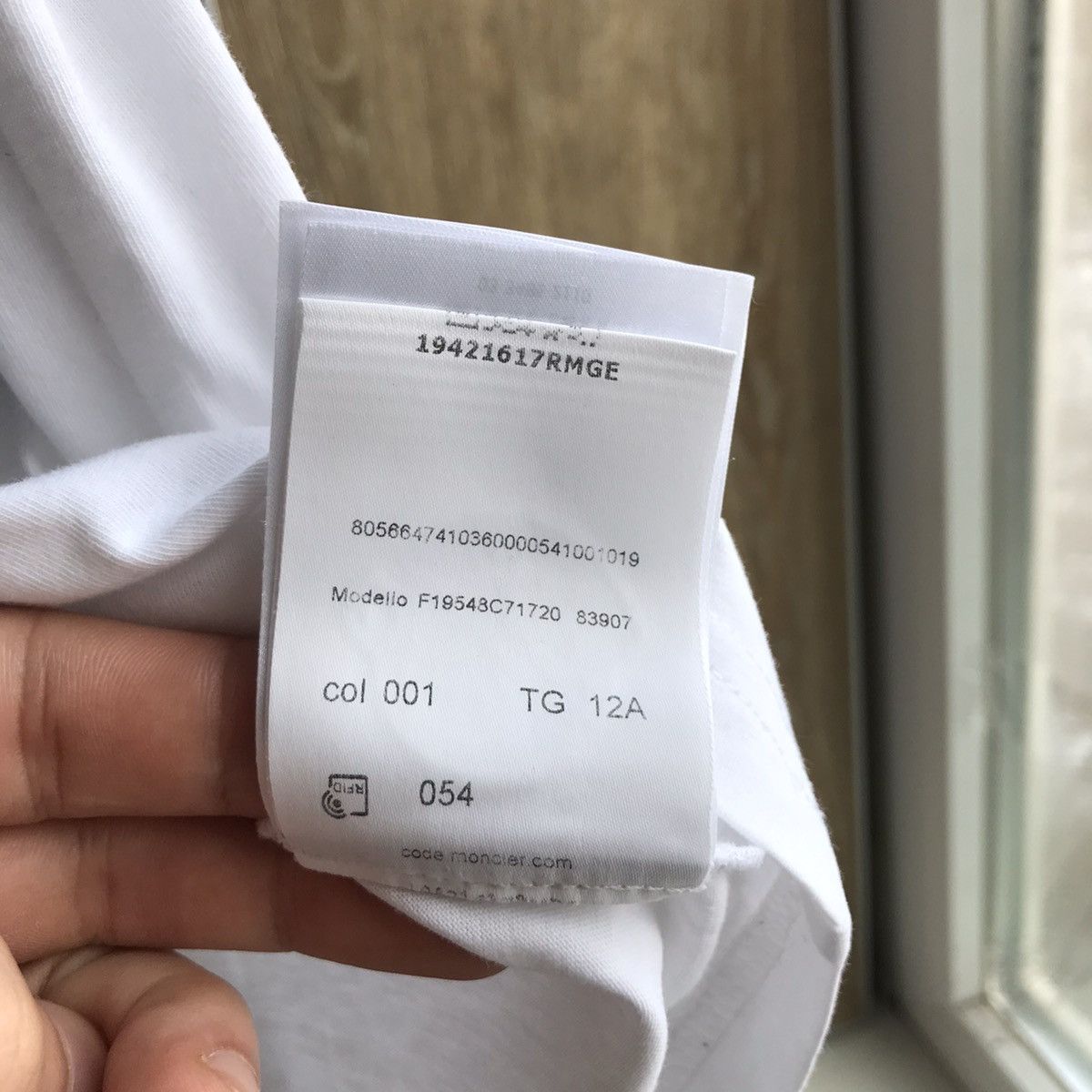 Moncler Moncler Women T-Shirt Big Logo size S/Xs Tee Short Sleeve Size XS / US 0-2 / IT 36-38 - 7 Thumbnail
