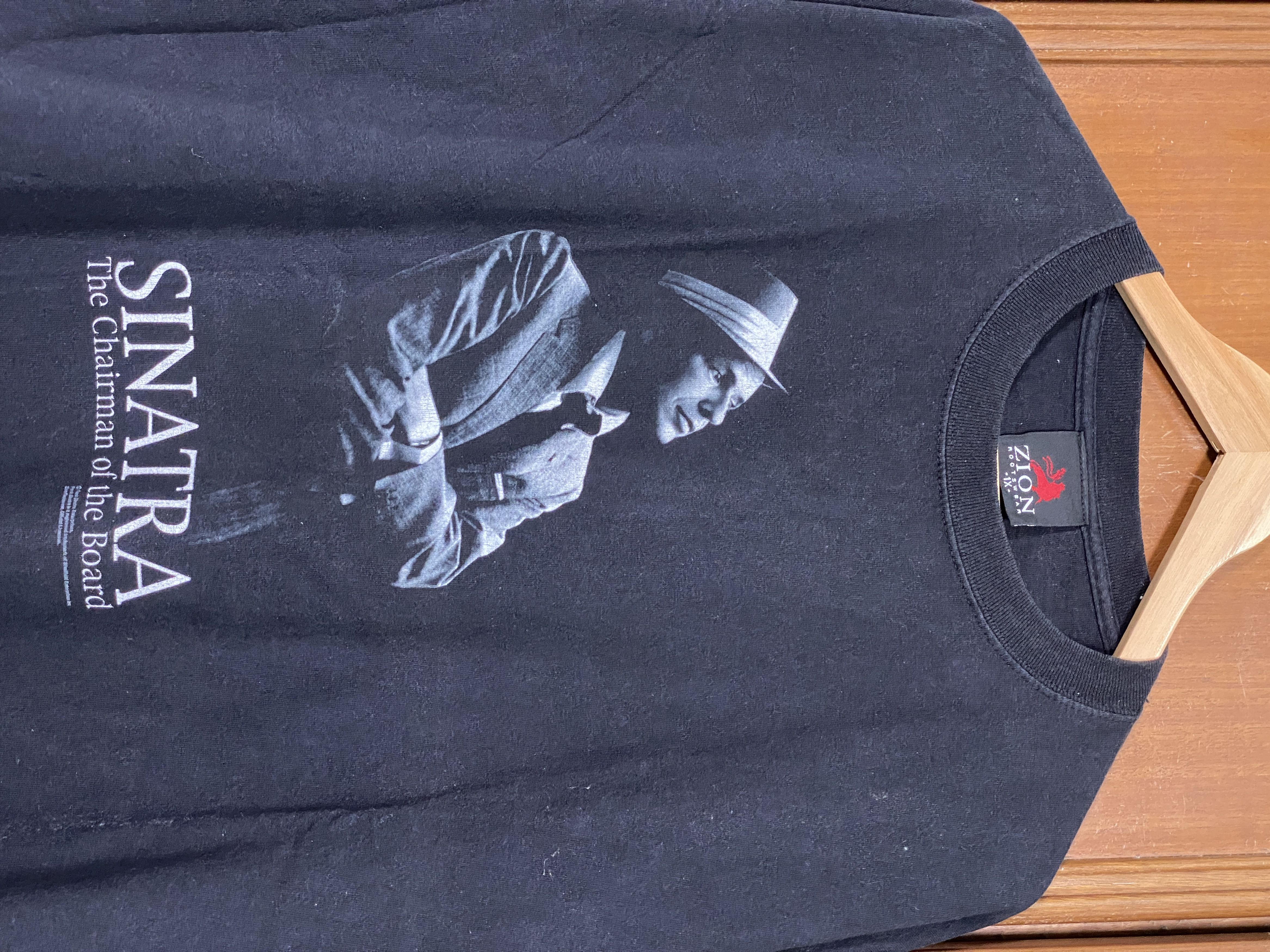 Rap Tees × Vintage Vintage Frank Sinatra Jazz Musician Tee Size US XL / EU 56 / 4 - 2 Thumbnail