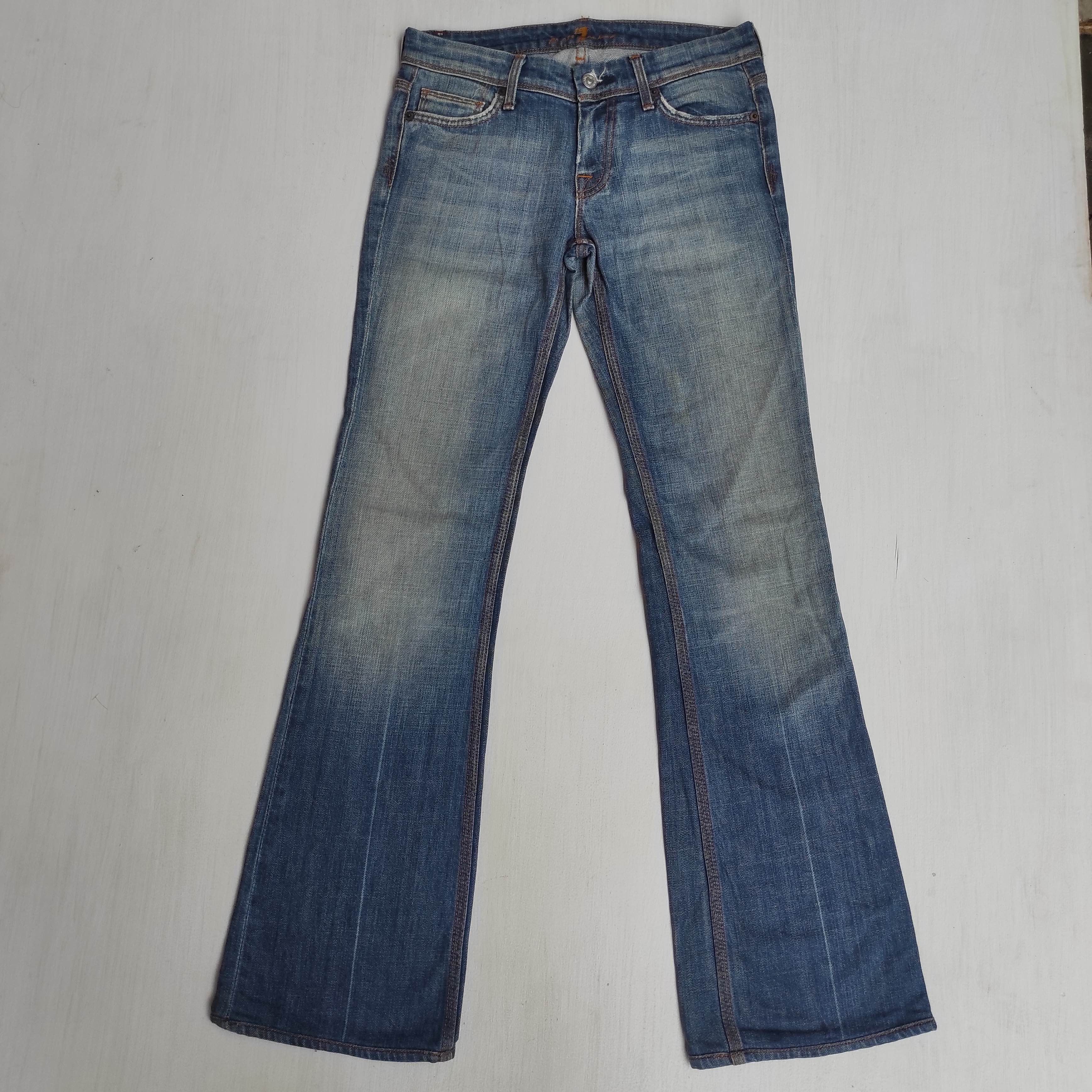 7 For All Mankind Flare Jeans 7 FOR ALL MANKIND low rise Bootcut Denim Size 26" / US 2 / IT 38 - 2 Thumbnail