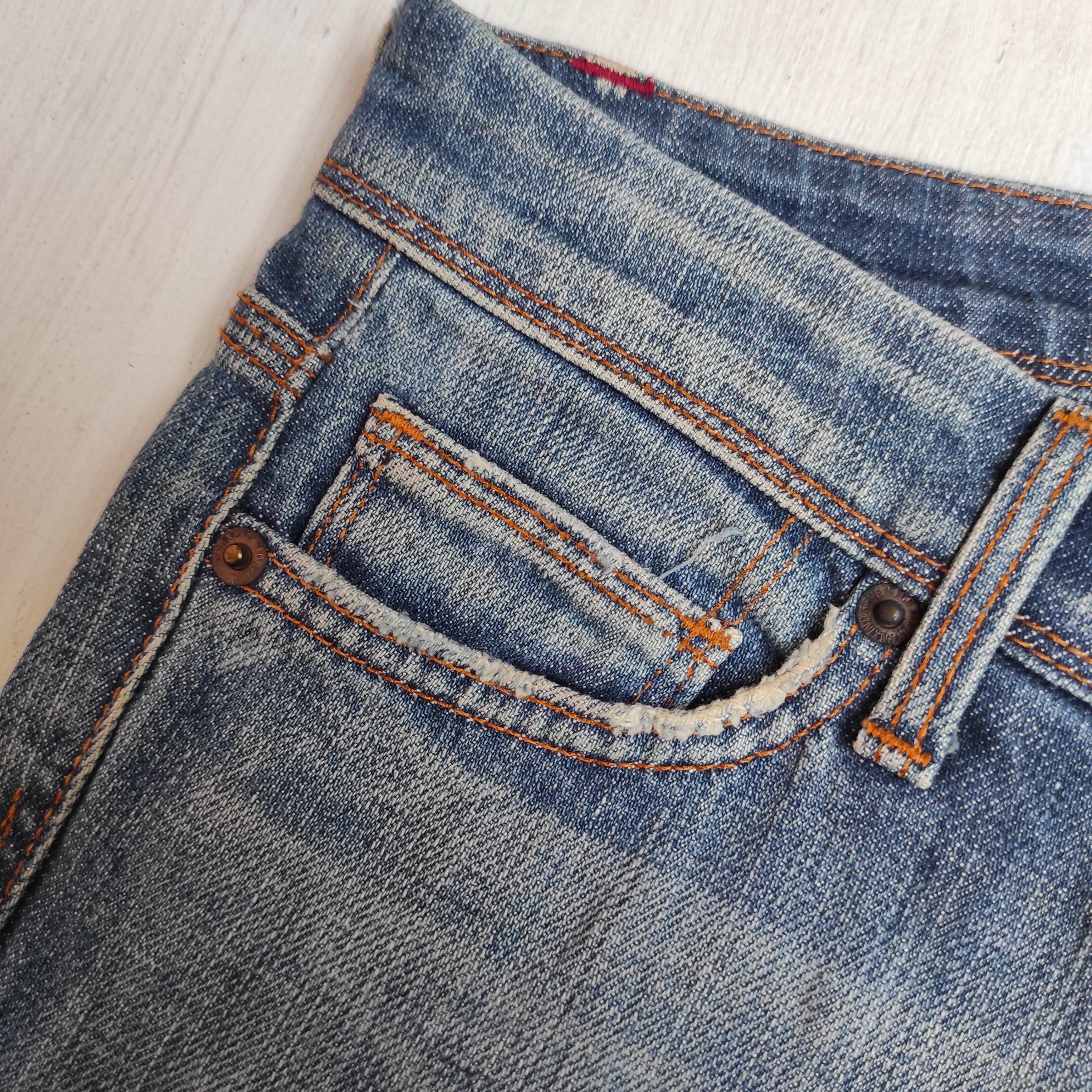 7 For All Mankind Flare Jeans 7 FOR ALL MANKIND low rise Bootcut Denim Size 26" / US 2 / IT 38 - 5 Thumbnail
