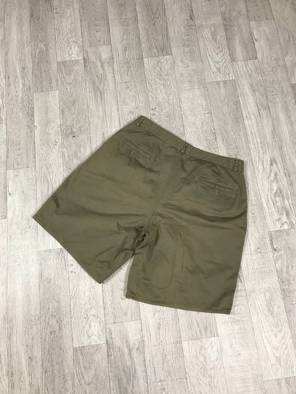 Vintage Nike swoosh streetwear vintage shorts Size US 36 / EU 52 - 1 Thumbnail