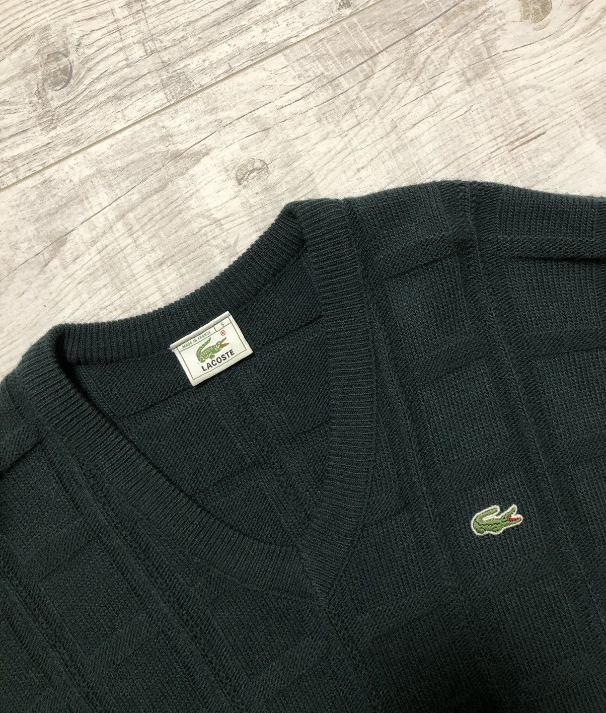 Lacoste Vintage Lacoste Wool Knit V-Neck Sweater Size US M / EU 48-50 / 2 - 3 Thumbnail