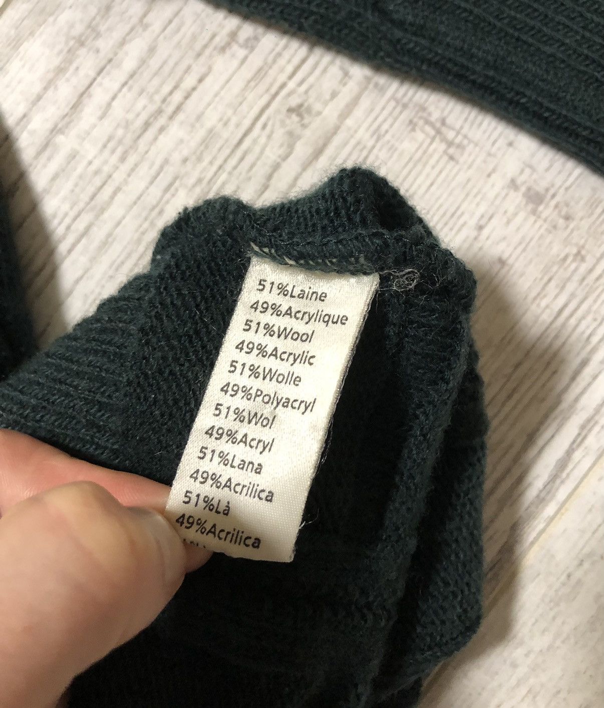 Lacoste Vintage Lacoste Wool Knit V-Neck Sweater Size US M / EU 48-50 / 2 - 8 Thumbnail