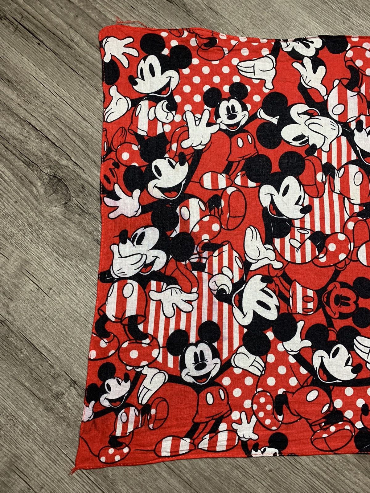 Disney Disney Mickey Handkerchief Neckerchief Pocketsquares Size ONE SIZE - 2 Thumbnail