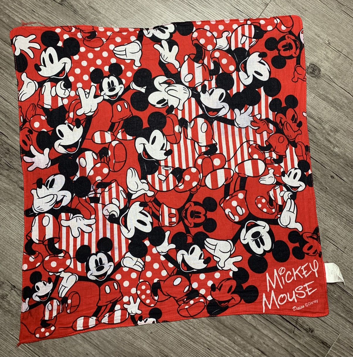 Disney Disney Mickey Handkerchief Neckerchief Pocketsquares Size ONE SIZE - 1 Thumbnail