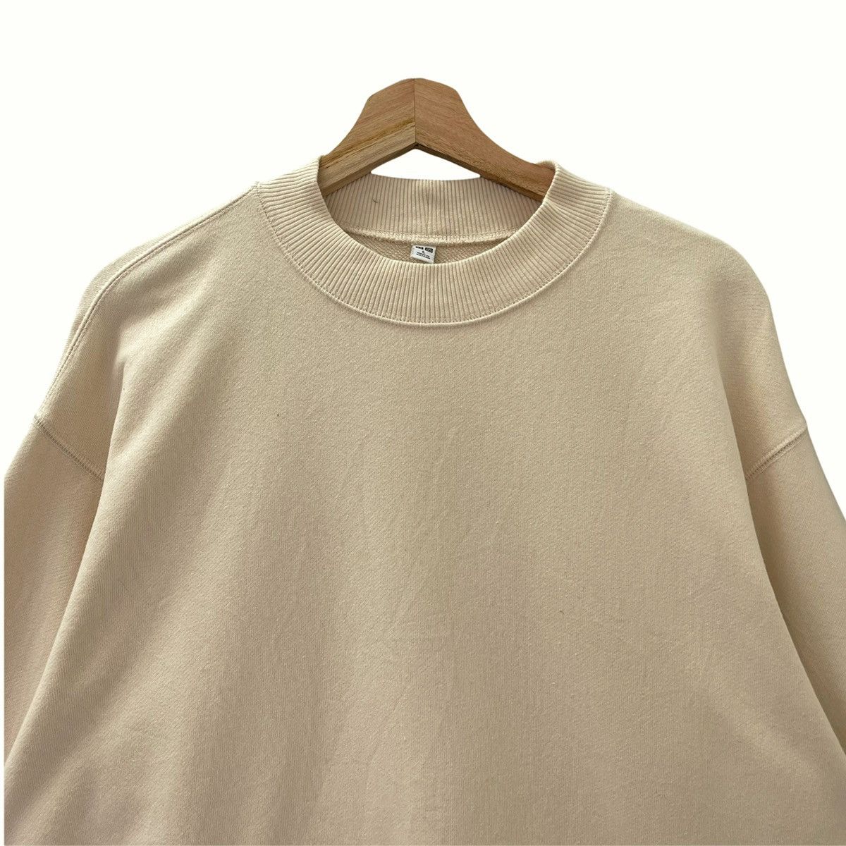 Uniqlo Uniqlo Plain Crewneck Sweatshirt Size S Baggy Size US S / EU 44-46 / 1 - 4 Thumbnail