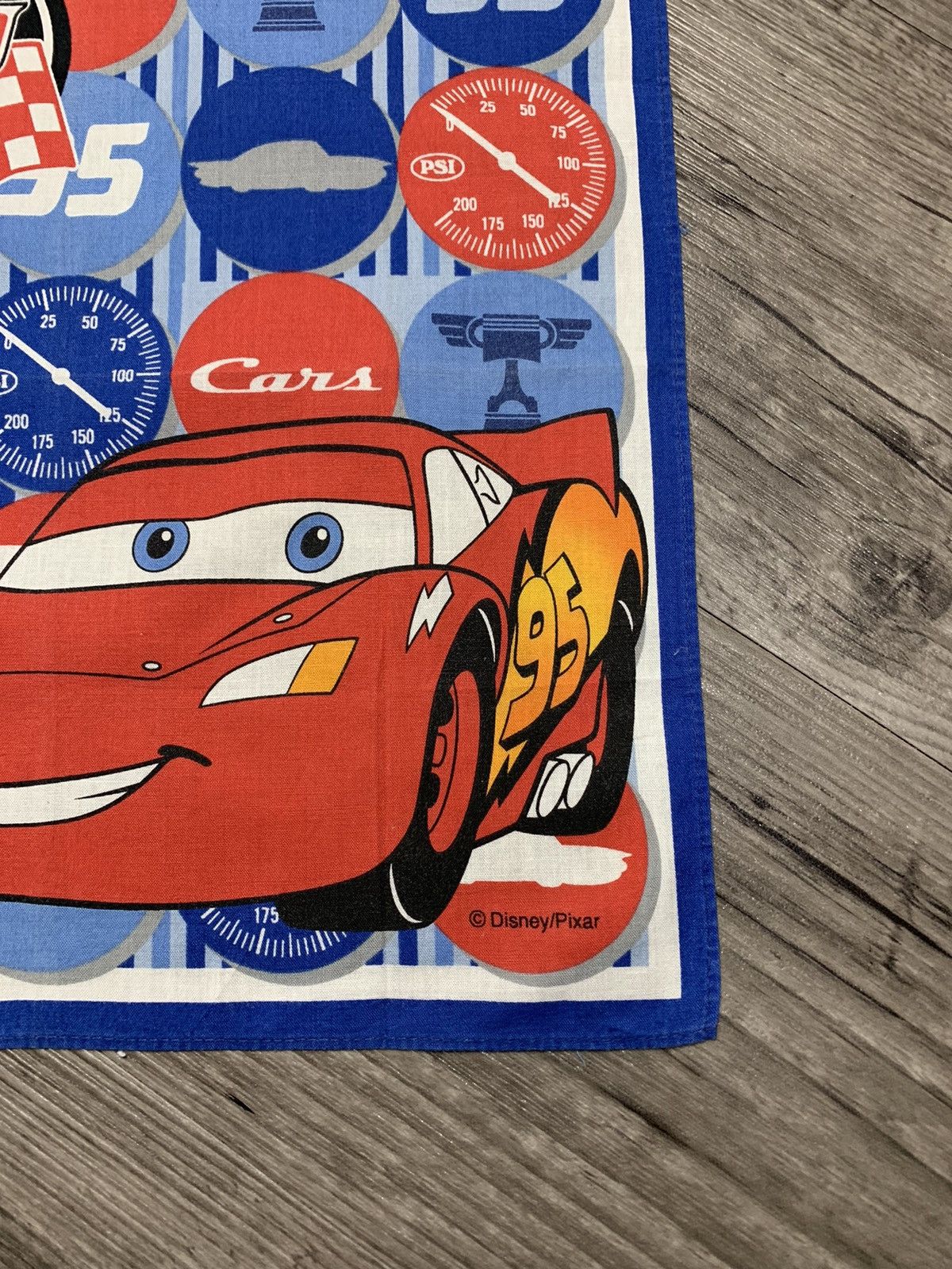 Disney Disney Cars Lightning McQueen Handkerchief Pocketsquares Size ONE SIZE - 2 Thumbnail
