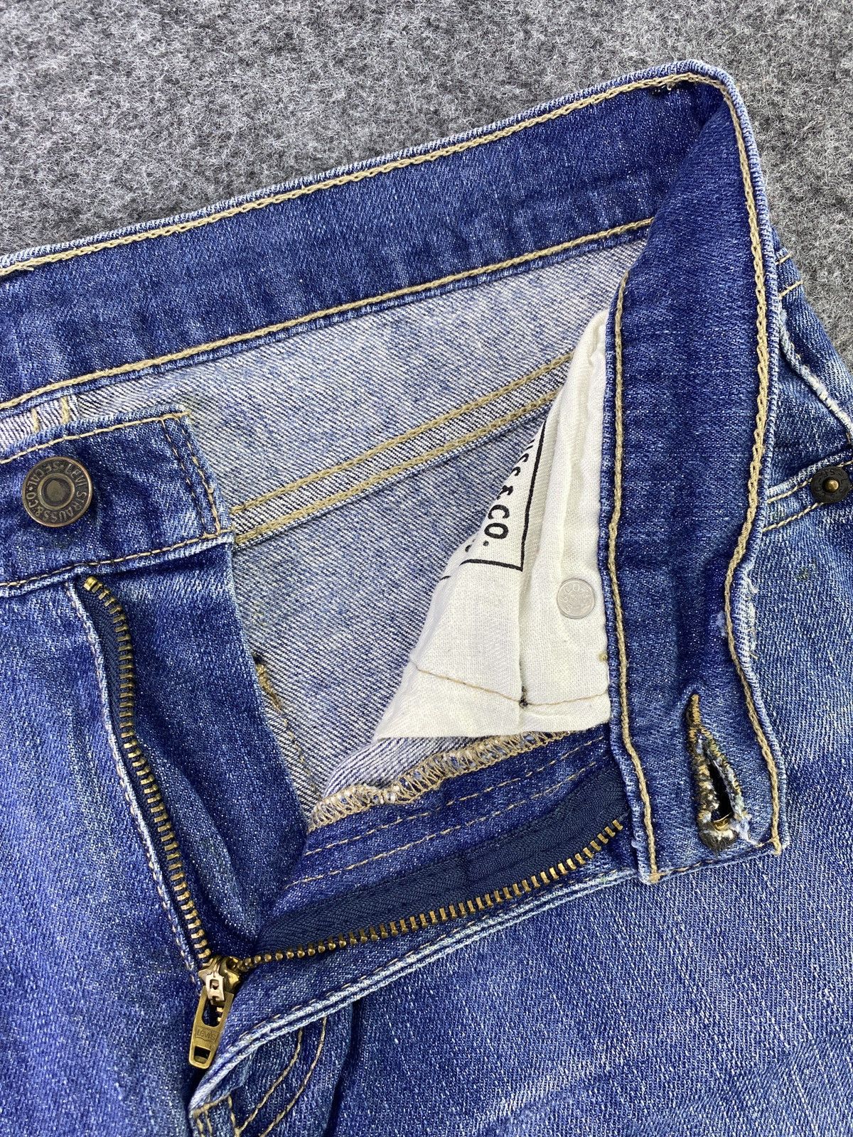 Levi's VINTAGE LEVI'S 510 BLUE WASH JEANS - J643 Size US 30 / EU 46 - 3 Thumbnail