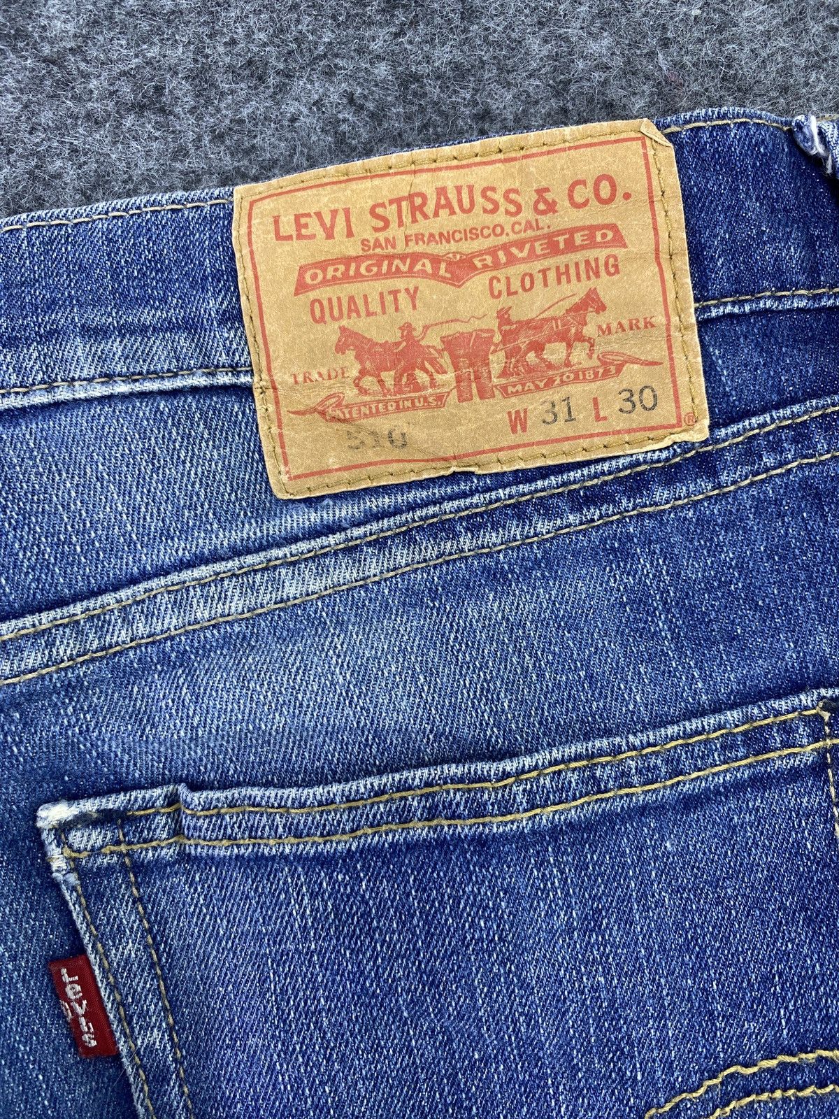 Levi's VINTAGE LEVI'S 510 BLUE WASH JEANS - J643 Size US 30 / EU 46 - 9 Thumbnail