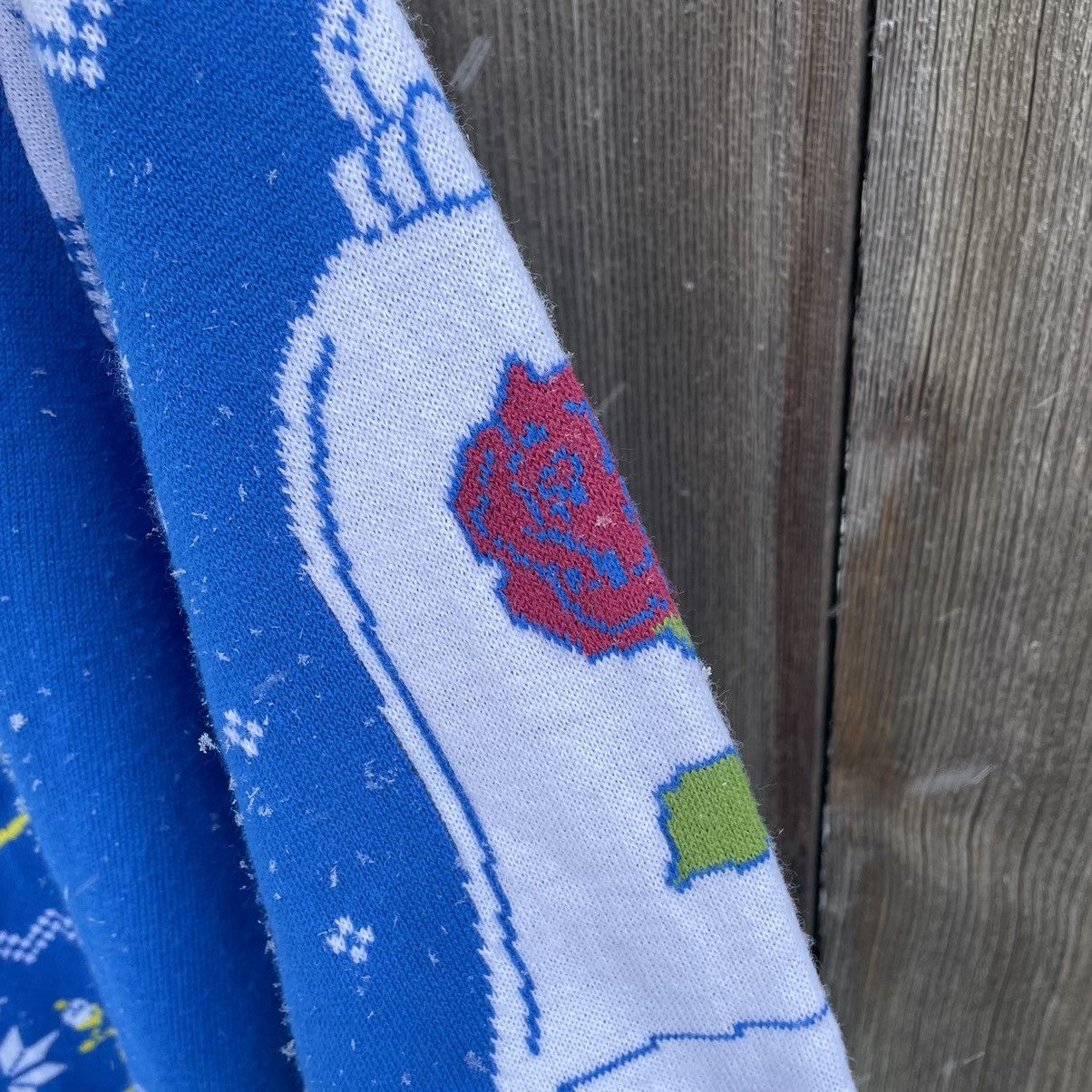 Disney × Vintage Vintage Disney Knit Sweater Acrylic Beauty and the Beast 90s Size US XL / EU 56 / 4 - 5 Thumbnail