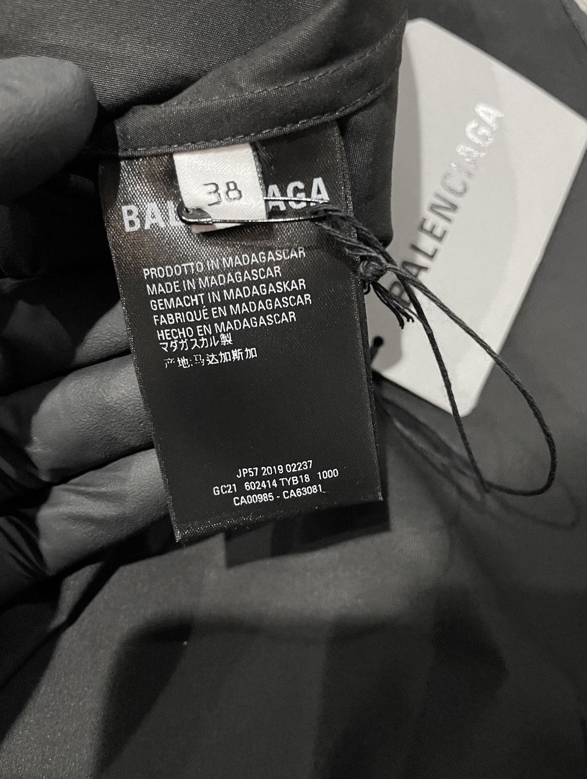 Balenciaga BALENCIAGA Black Rubber Logo Short Sleeve Button Up Shirts Size US L / EU 52-54 / 3 - 8 Thumbnail