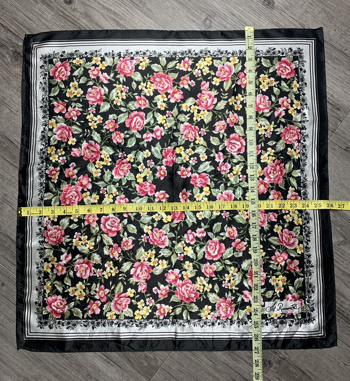 Designer St.RamonSe Geometric Floral Scarf / Handkerchief Size ONE SIZE - 6 Thumbnail