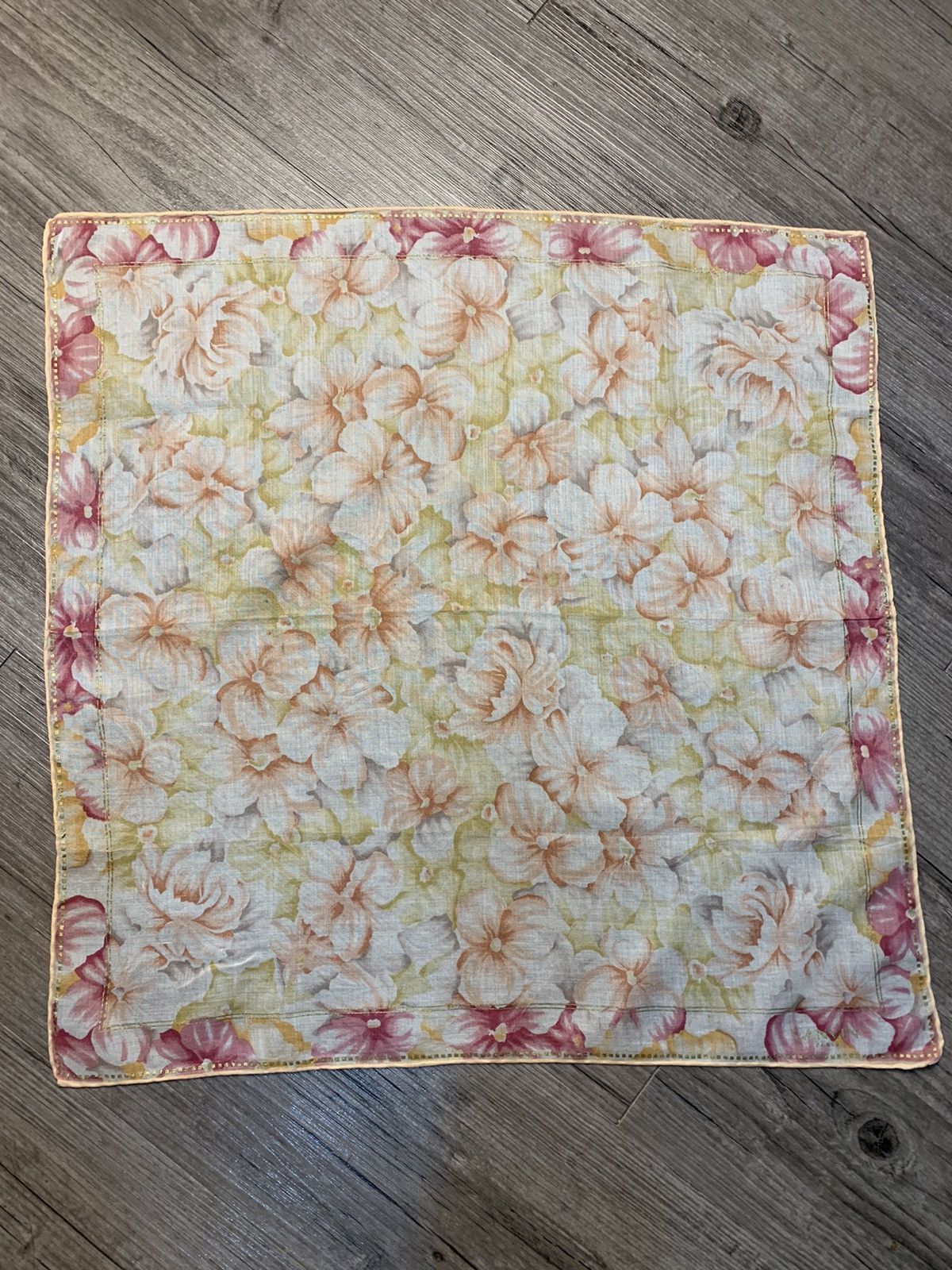 Lanvin Lanvin Handkerchief Pocketsquares Neckerchief Size ONE SIZE - 2 Thumbnail