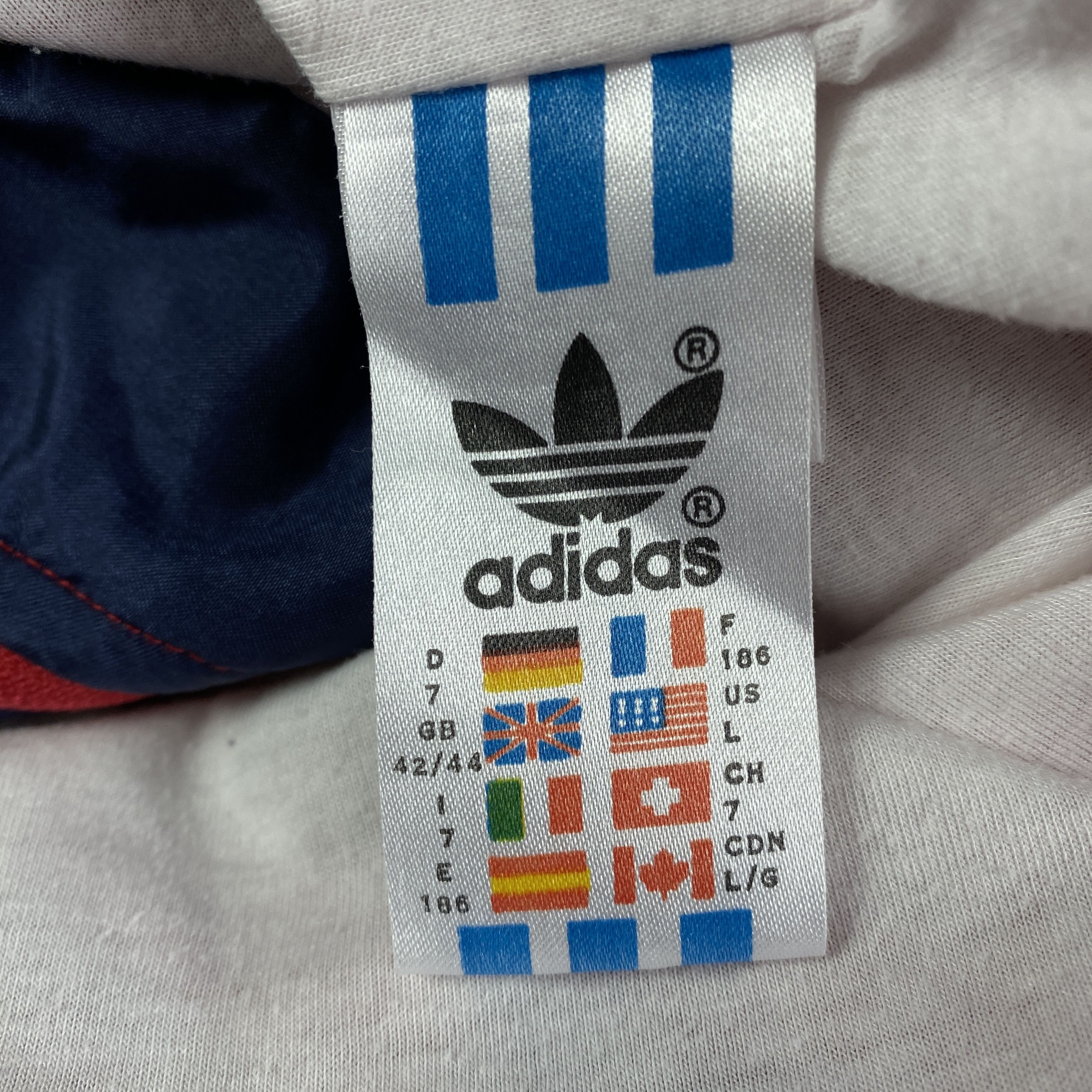 Adidas × Vintage Men’s Bomber Jacket Adidas Vintage Size L Size US L / EU 52-54 / 3 - 8 Thumbnail