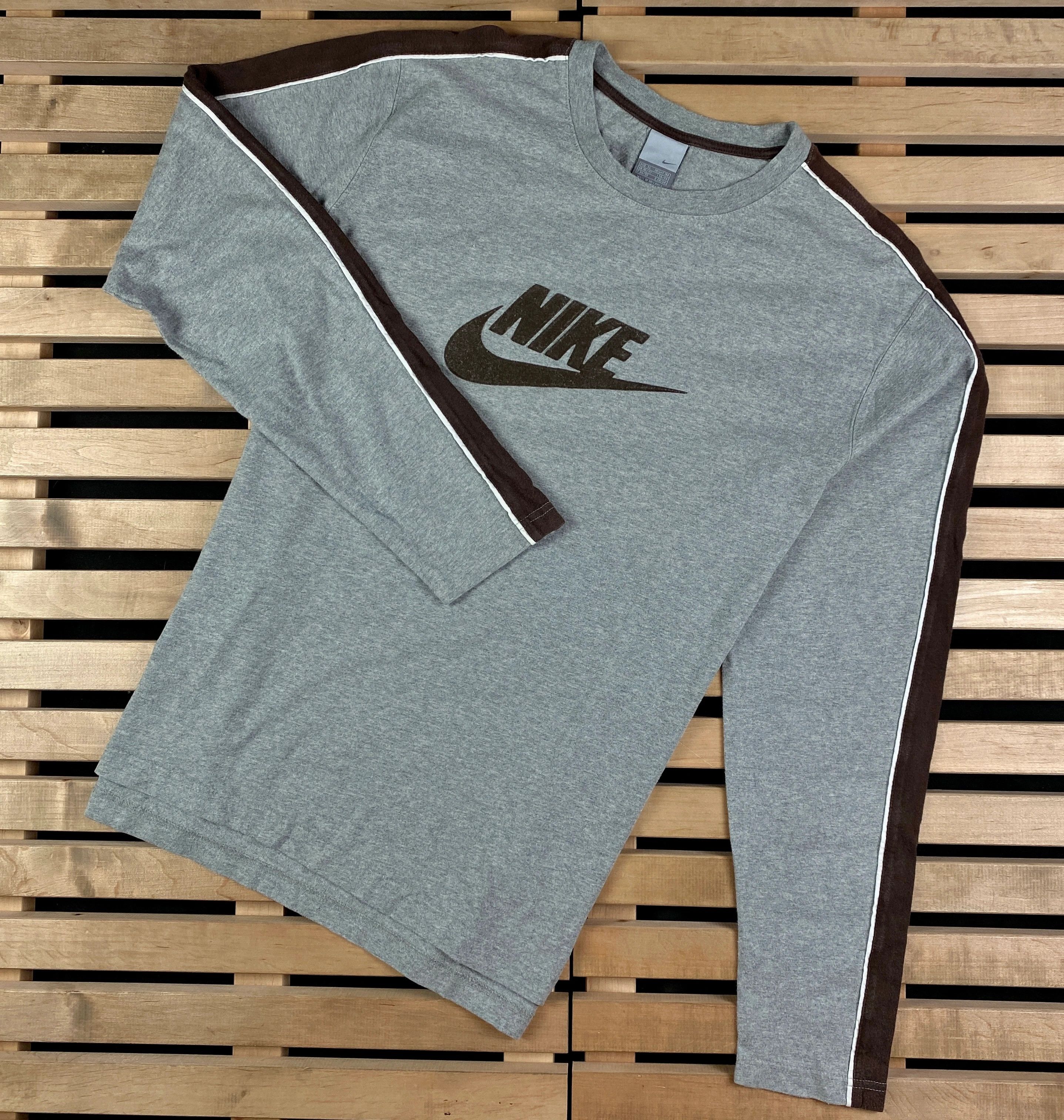 Nike × Vintage Mens T Shirt Long Sleeve Nike Vintage Big Logo Size XL Size US XL / EU 56 / 4 - 1 Thumbnail