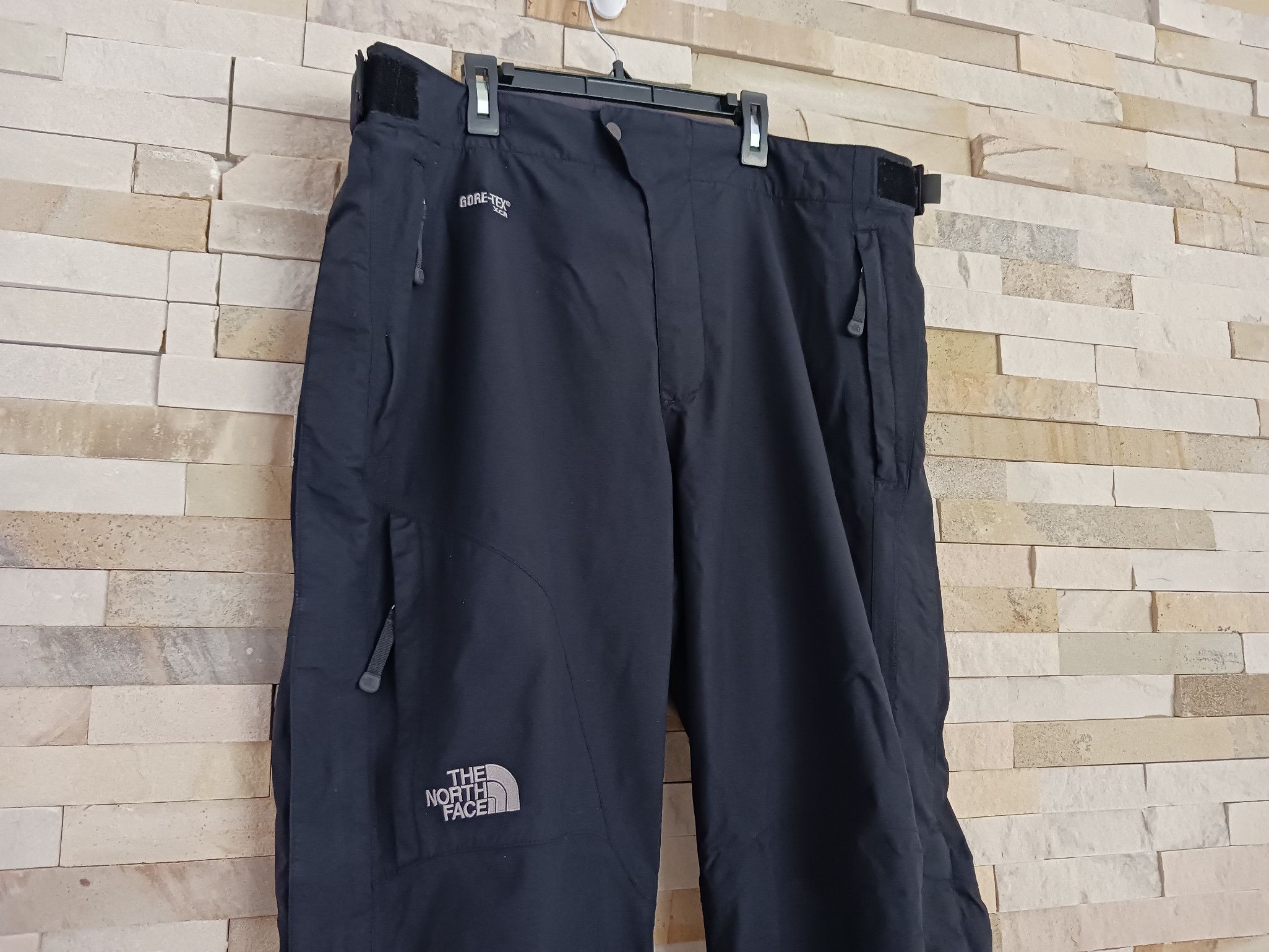 The North Face North Face Mens XL GoreTex Black Ski Snowboard Snow Pants Size US XL / EU 56 / 4 - 2 Thumbnail