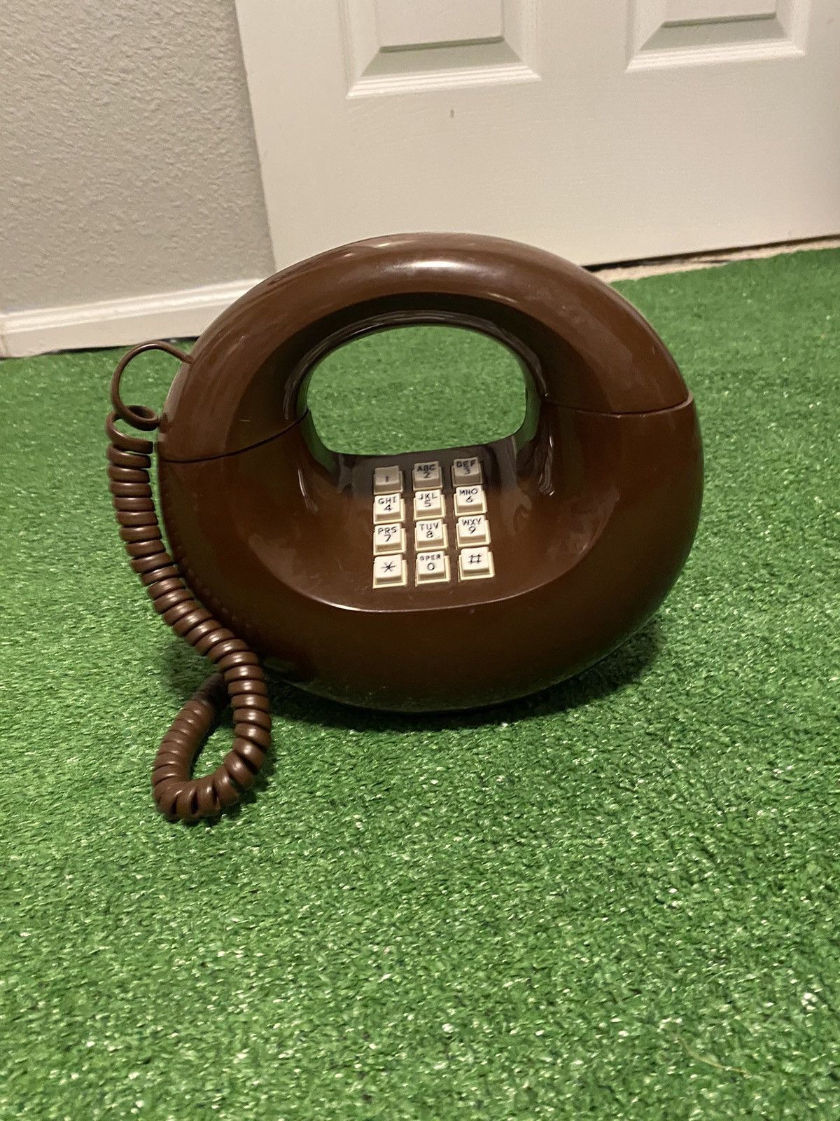 Vintage Vintage Brown Donut Phone Size ONE SIZE - 1 Thumbnail