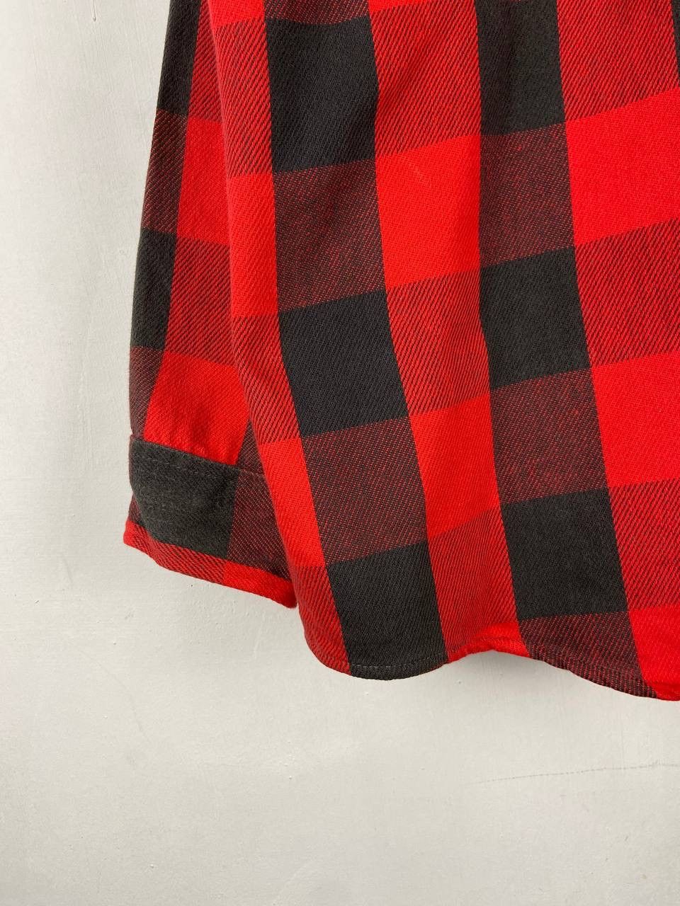 Oshkosh Vintage Oshkosh B’Gosh flannel Worker Shirt Plaid Tartan Size US M / EU 48-50 / 2 - 5 Thumbnail