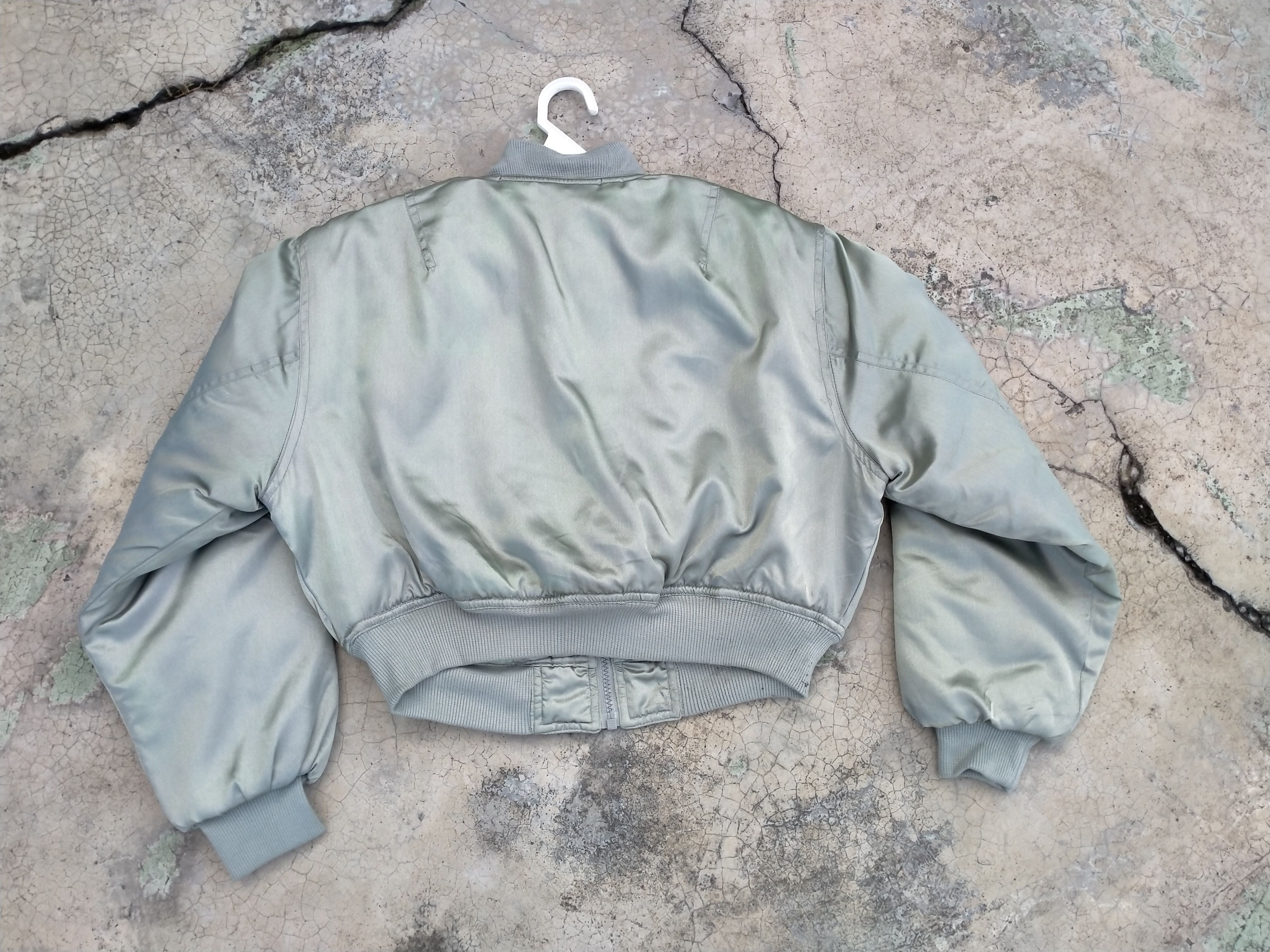 Japanese Brand Vintage Sand Beige Cropped Bomber Jacket Size M / US 6-8 / IT 42-44 - 7 Thumbnail