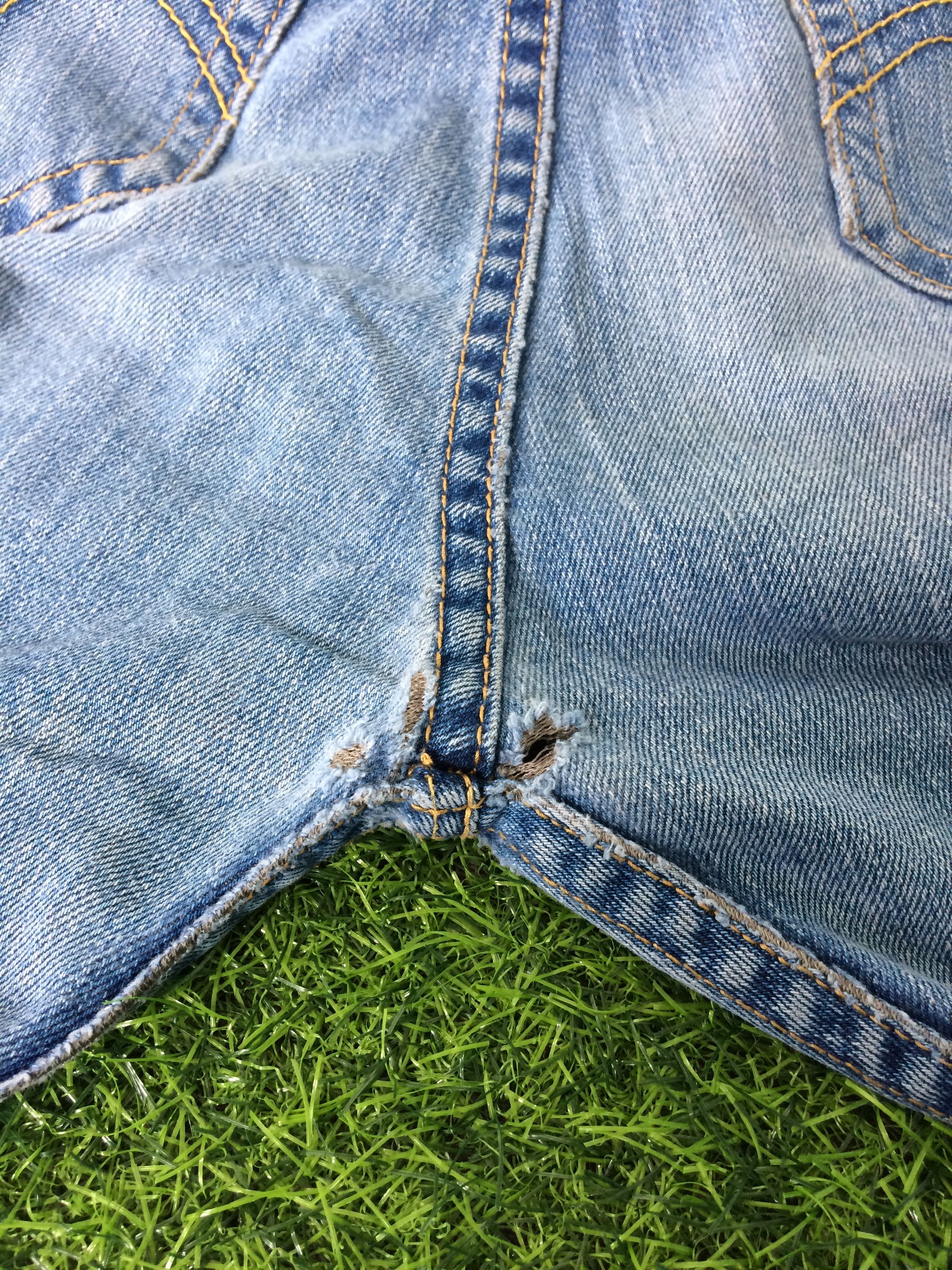 Levi's Distressed Levi's Type One Tough Boot cut Jeans #B-075 Size 36" / US 14 / IT 50 - 6 Thumbnail