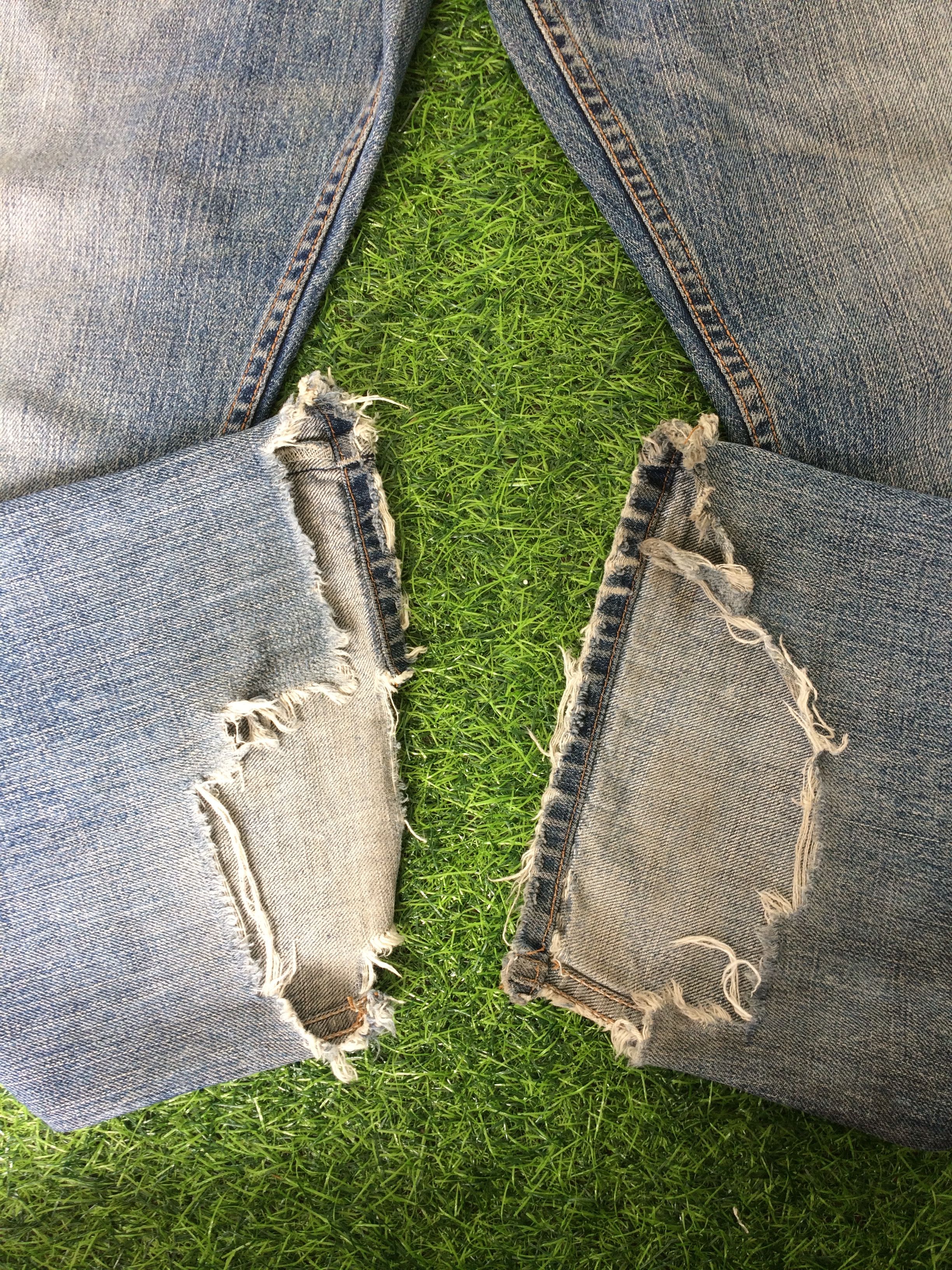 Levi's × Vintage Distressed Levis 559 Jeans #B-333 Size US 35 - 6 Thumbnail