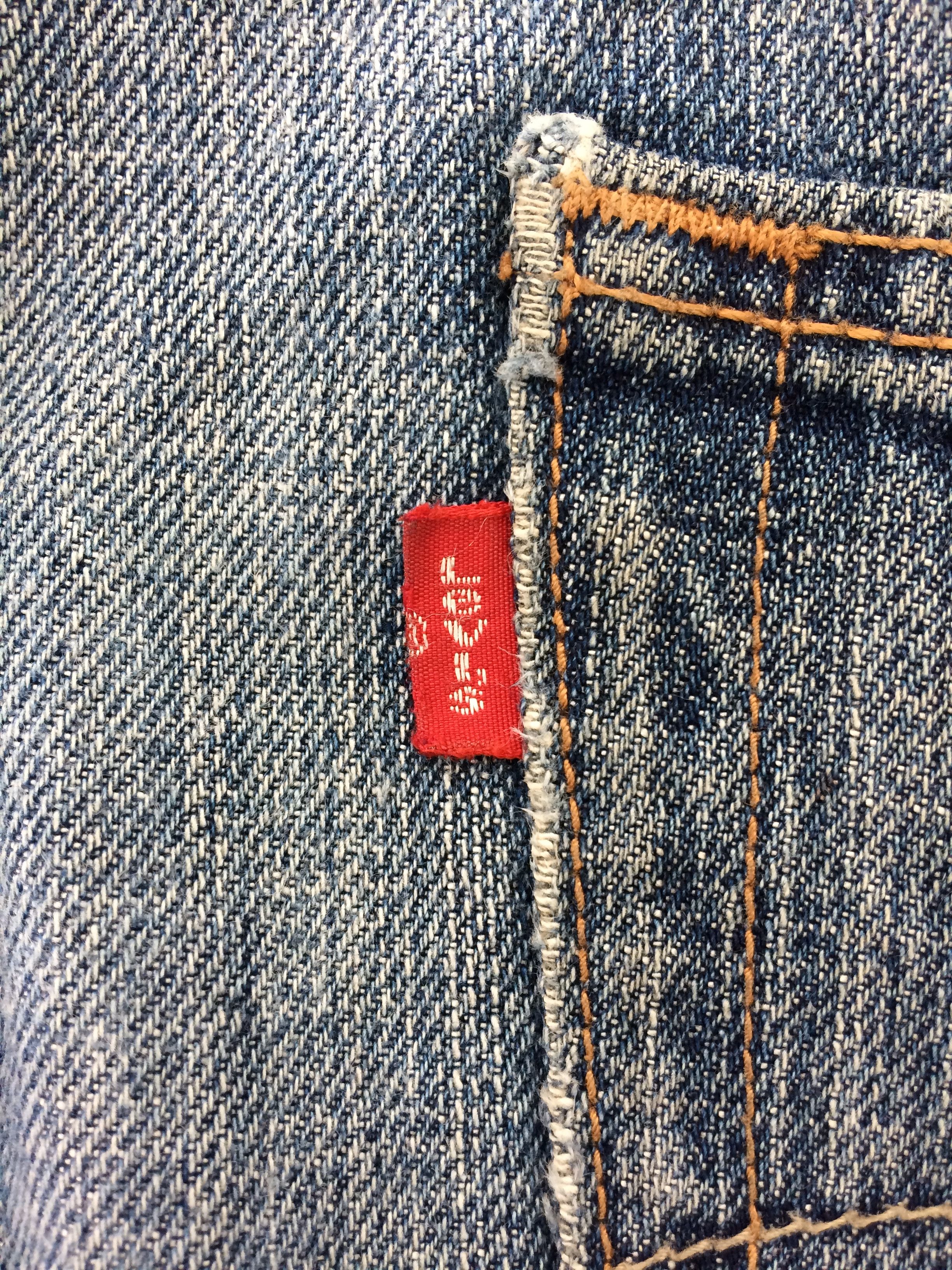 Levi's × Vintage Distressed Levis 559 Jeans #B-333 Size US 35 - 8 Thumbnail
