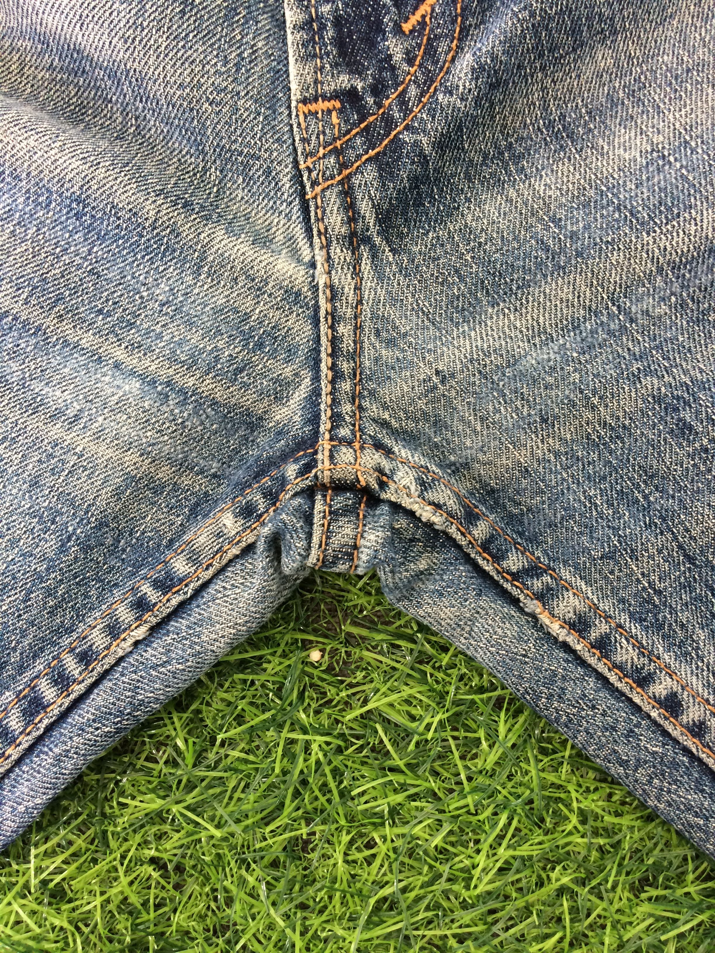 Levi's × Vintage Distressed Levis 559 Jeans #B-333 Size US 35 - 5 Thumbnail