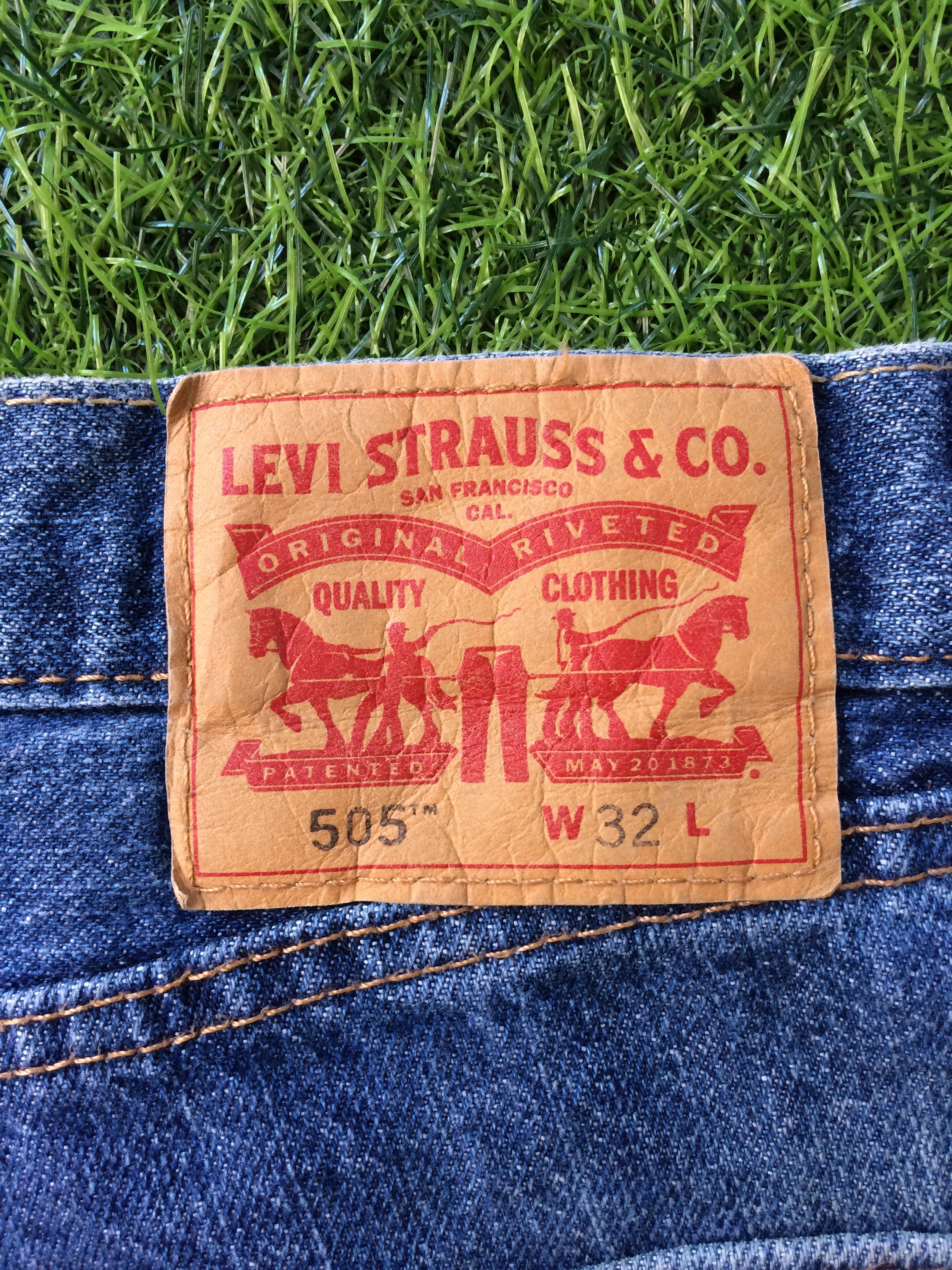 Levi's × Vintage Levis 505 Shorts Jeans #B-941 Size US 33 - 8 Thumbnail