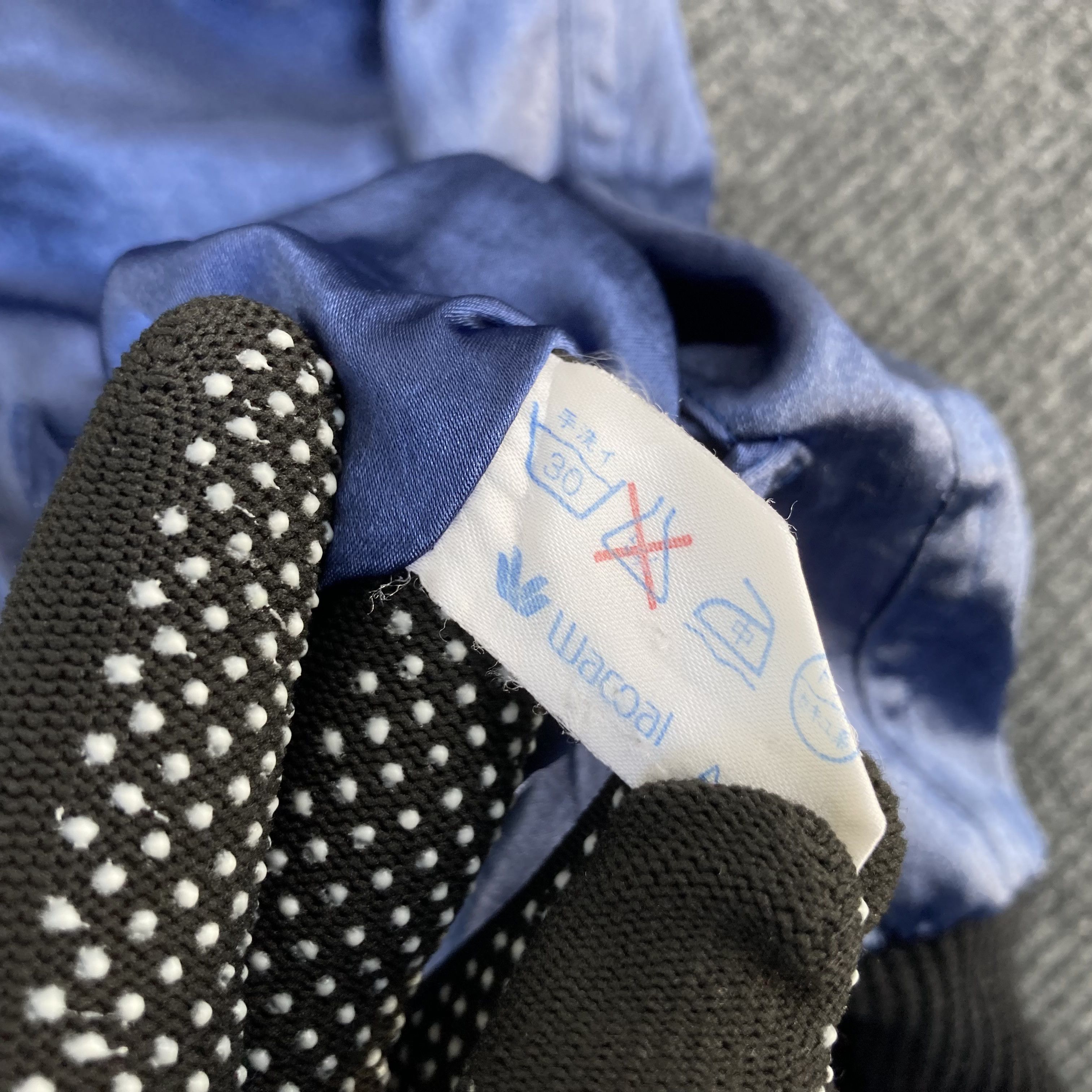 Hai Sporting Gear Vtg Issey Miyake Sporting Gear Hai Designer Sweater Size US M / EU 48-50 / 2 - 5 Thumbnail