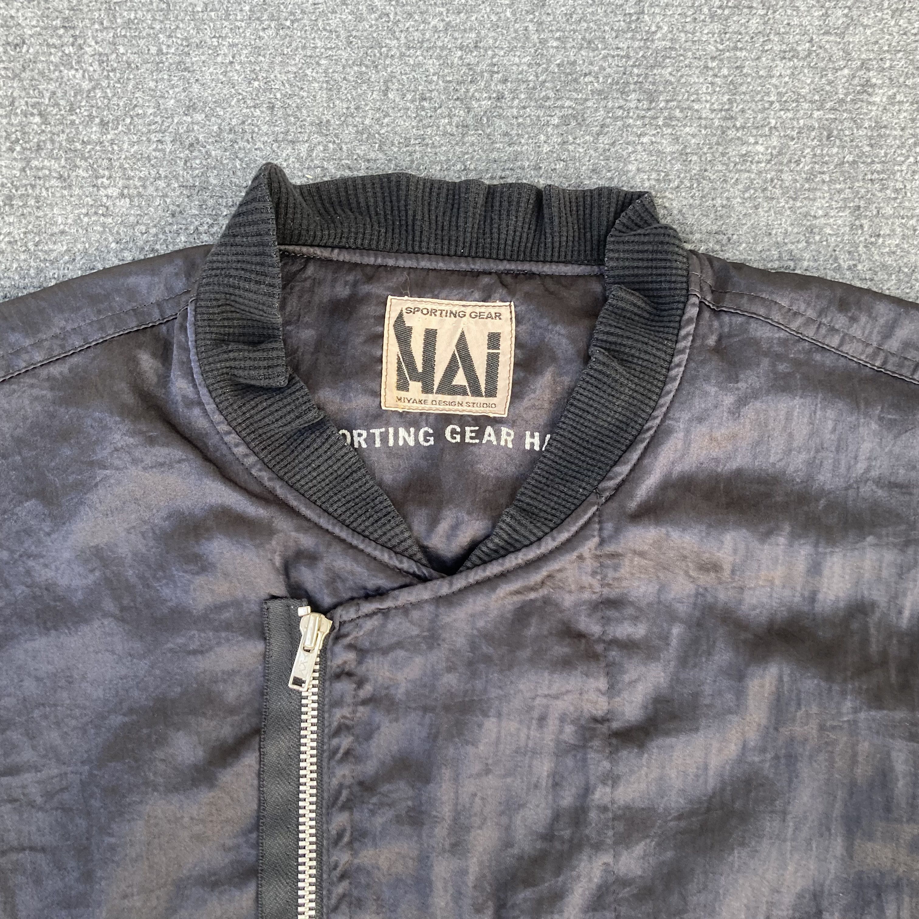 Hai Sporting Gear Vtg Issey Miyake Sporting Gear Hai Designer Sweater Size US M / EU 48-50 / 2 - 2 Thumbnail