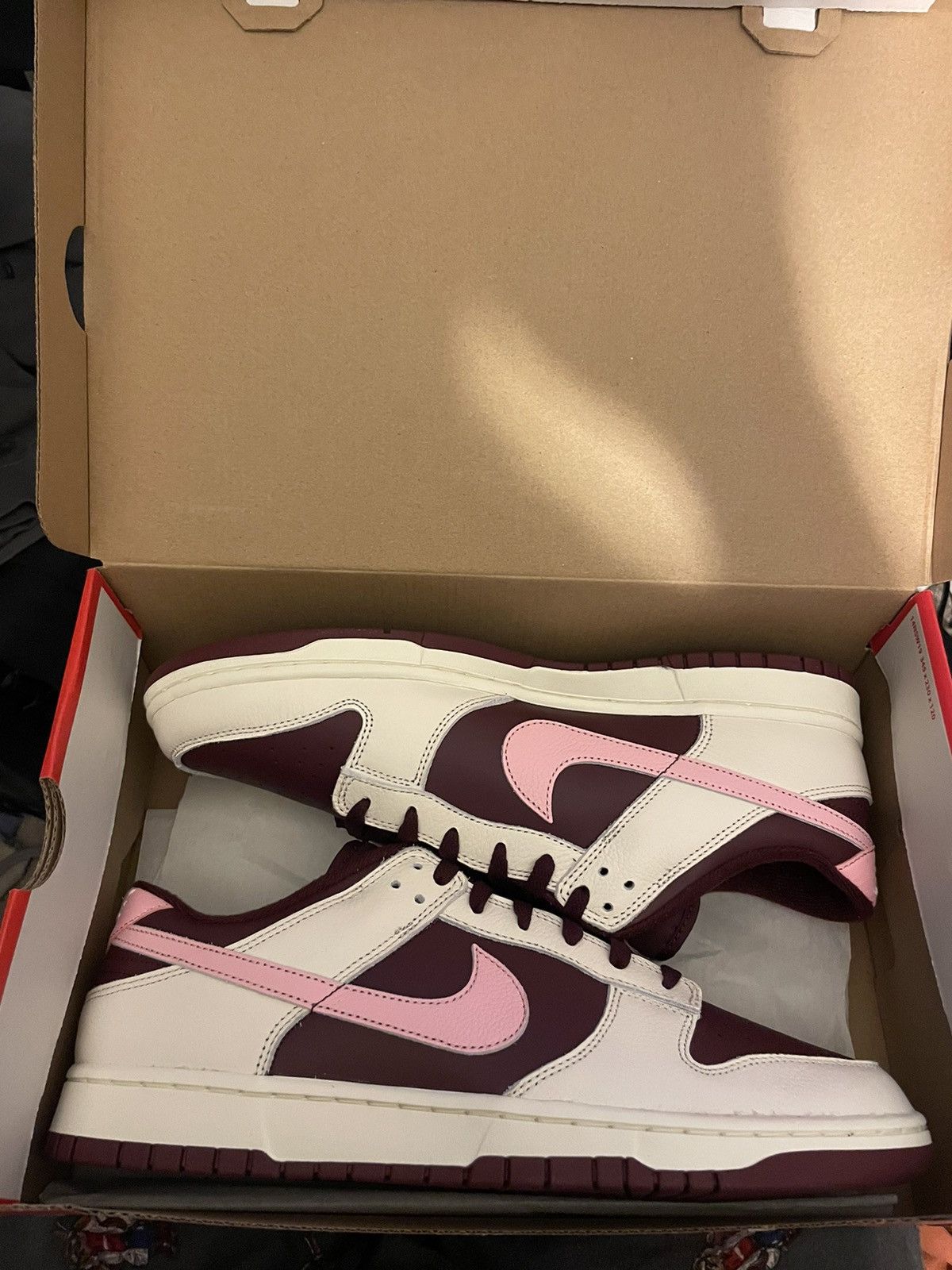 Nike nike dunk valentine’s day 2023 Size US 13 / EU 46 - 1 Thumbnail