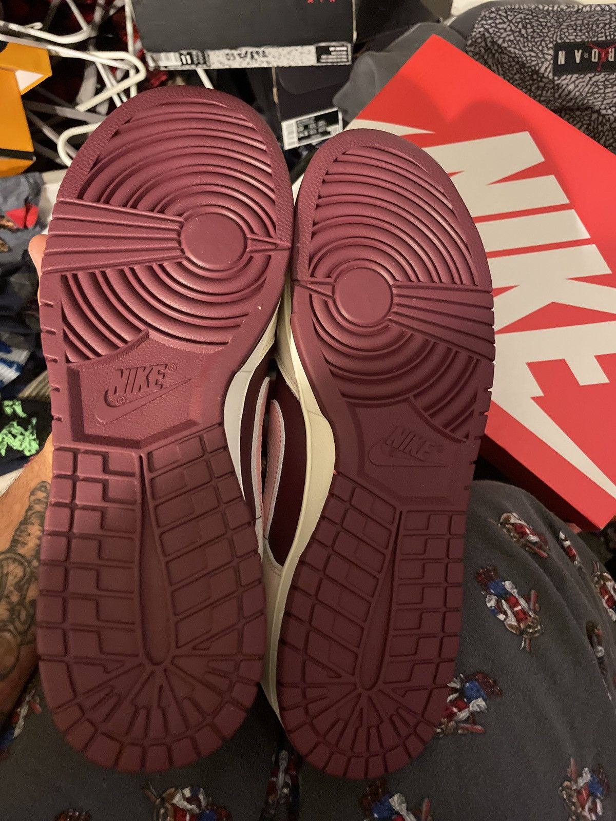Nike nike dunk valentine’s day 2023 Size US 13 / EU 46 - 6 Thumbnail