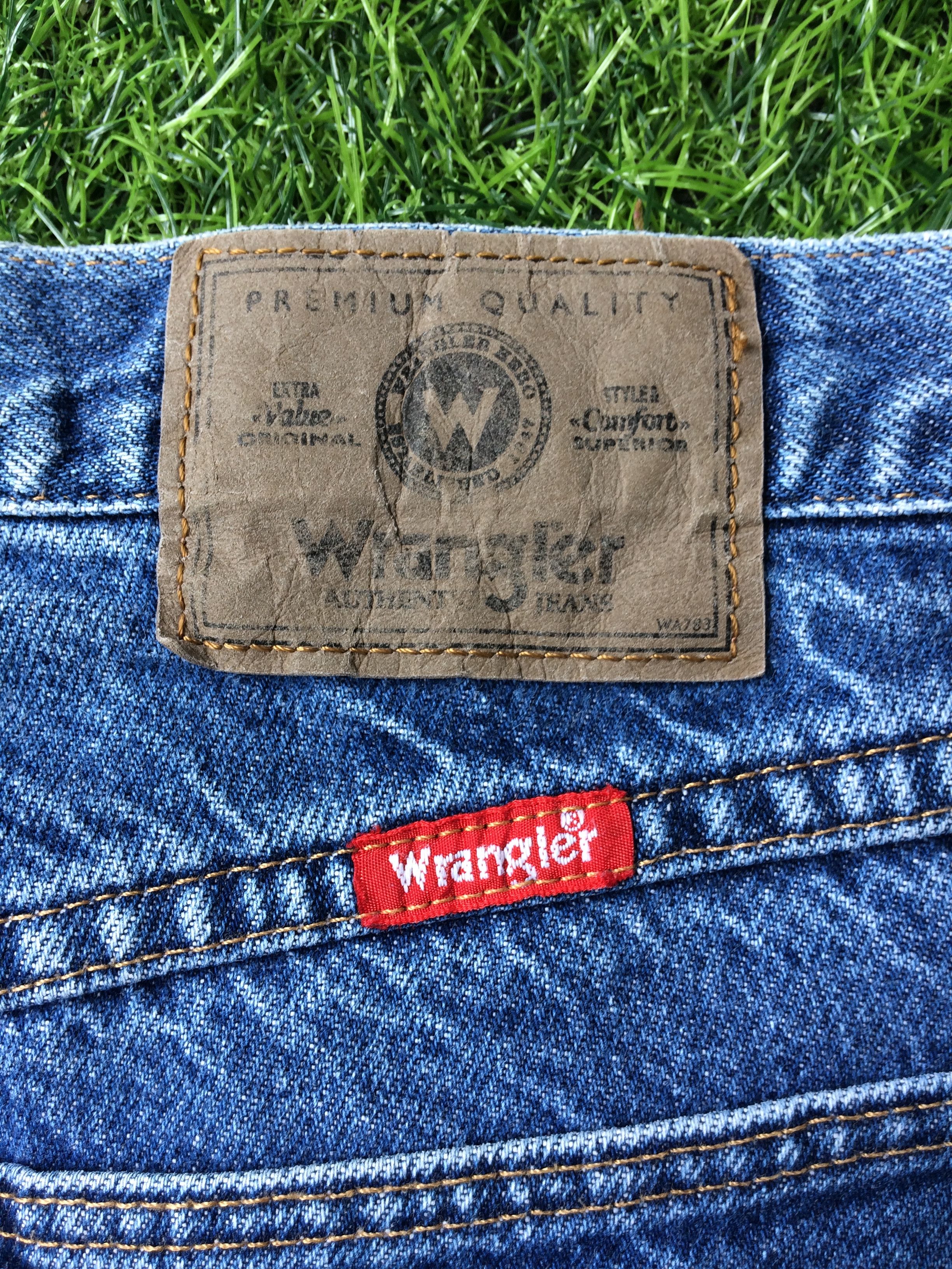 Vintage × Wrangler Wrangler Distressed Y2Ks Vintage Jeans #B-429 Size US 31 - 9 Thumbnail