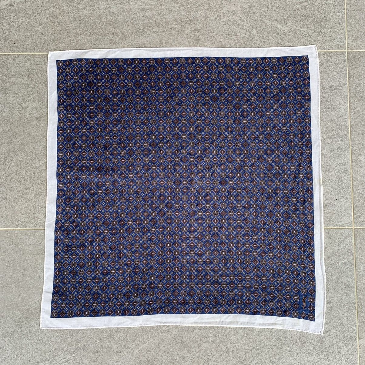 Designer × Yves Saint Laurent YVES SAINT LAURENT handkerchief neckerchief hanky bandana Size ONE SIZE - 5 Thumbnail