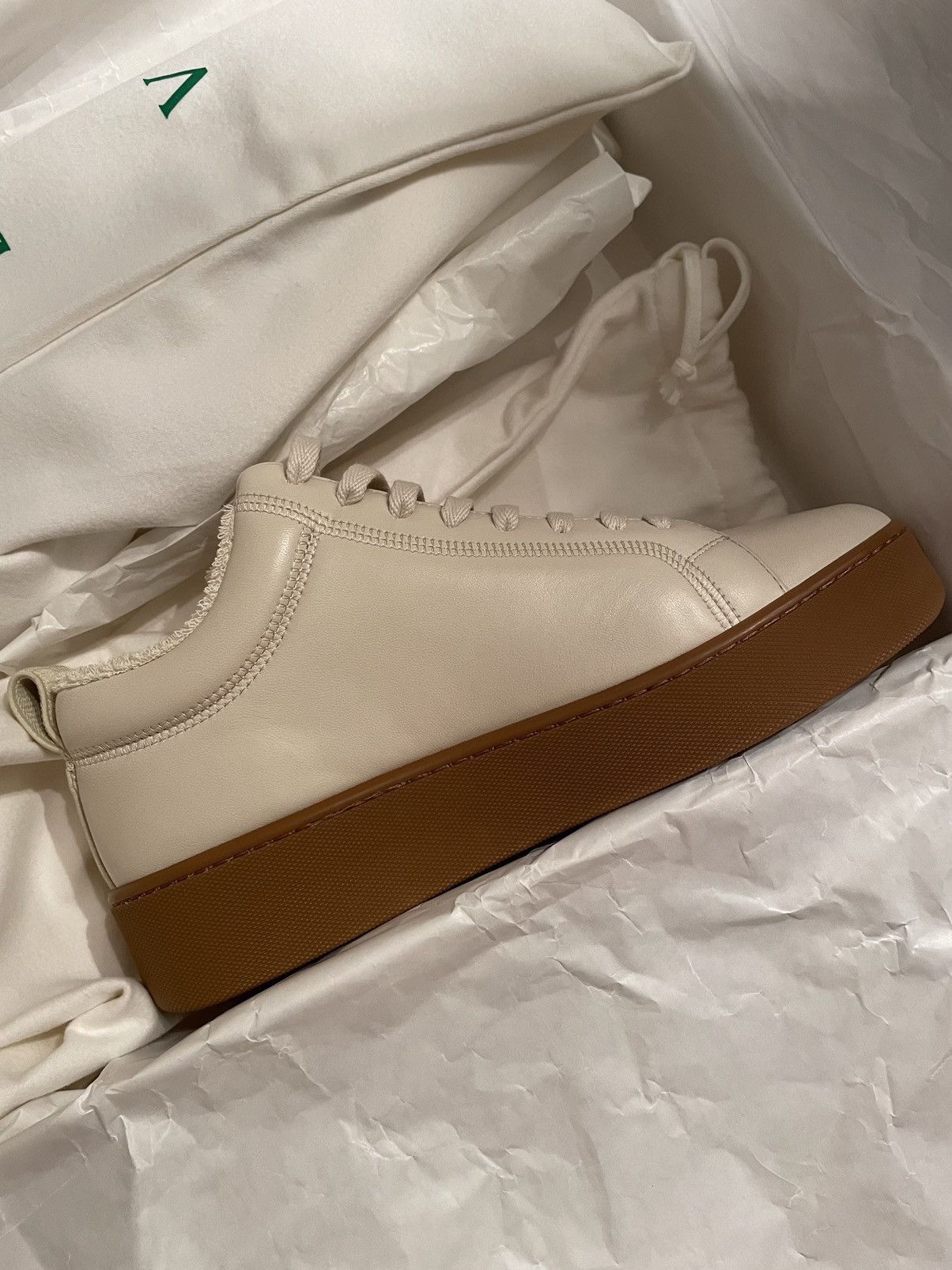 Bottega Veneta NEW 40 Off-White Beige Chunky Platform Sneakers Leather Gum Size US 7 / EU 40 - 8 Thumbnail