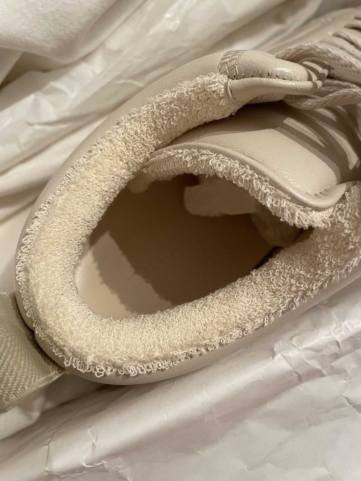 Bottega Veneta NEW 40 Off-White Beige Chunky Platform Sneakers Leather Gum Size US 7 / EU 40 - 10 Thumbnail