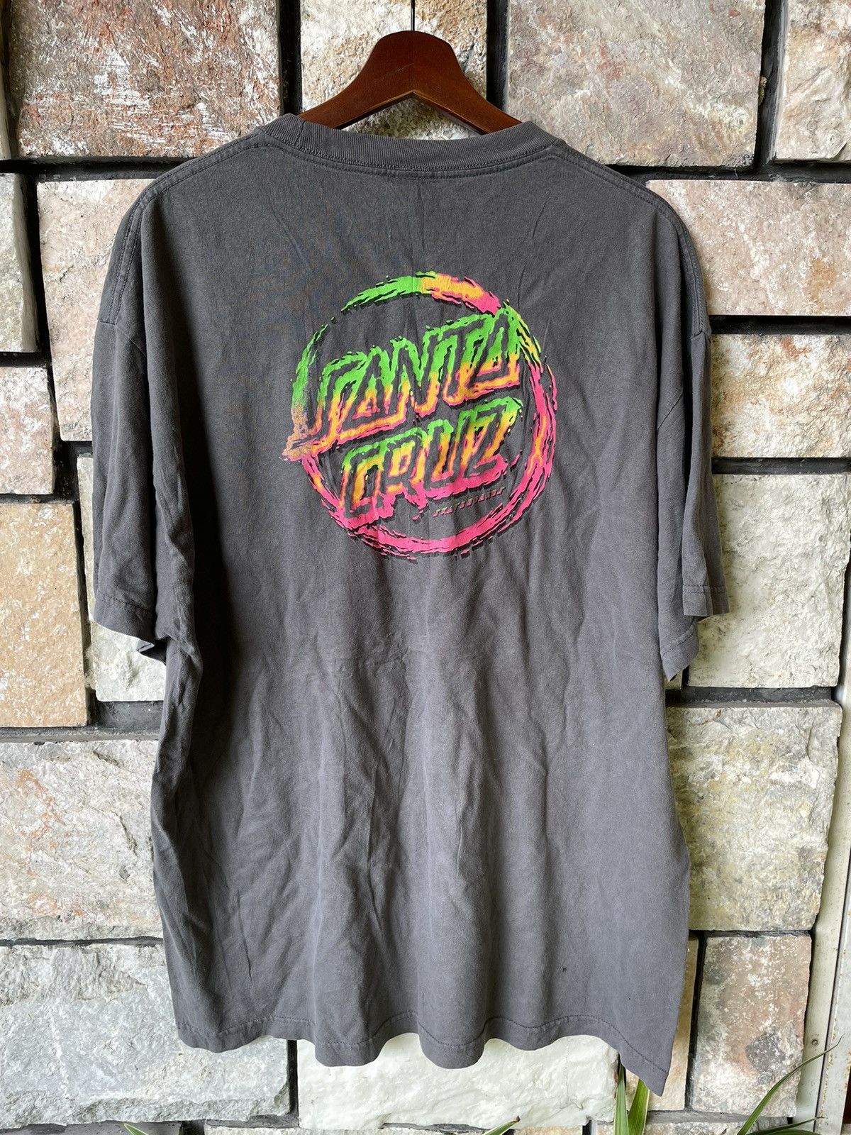 Santa Cruz Skateboards Vintage Santa Cruz Skateboards Tee x Streetwear x Skatewear Size US XL / EU 56 / 4 - 1 Thumbnail