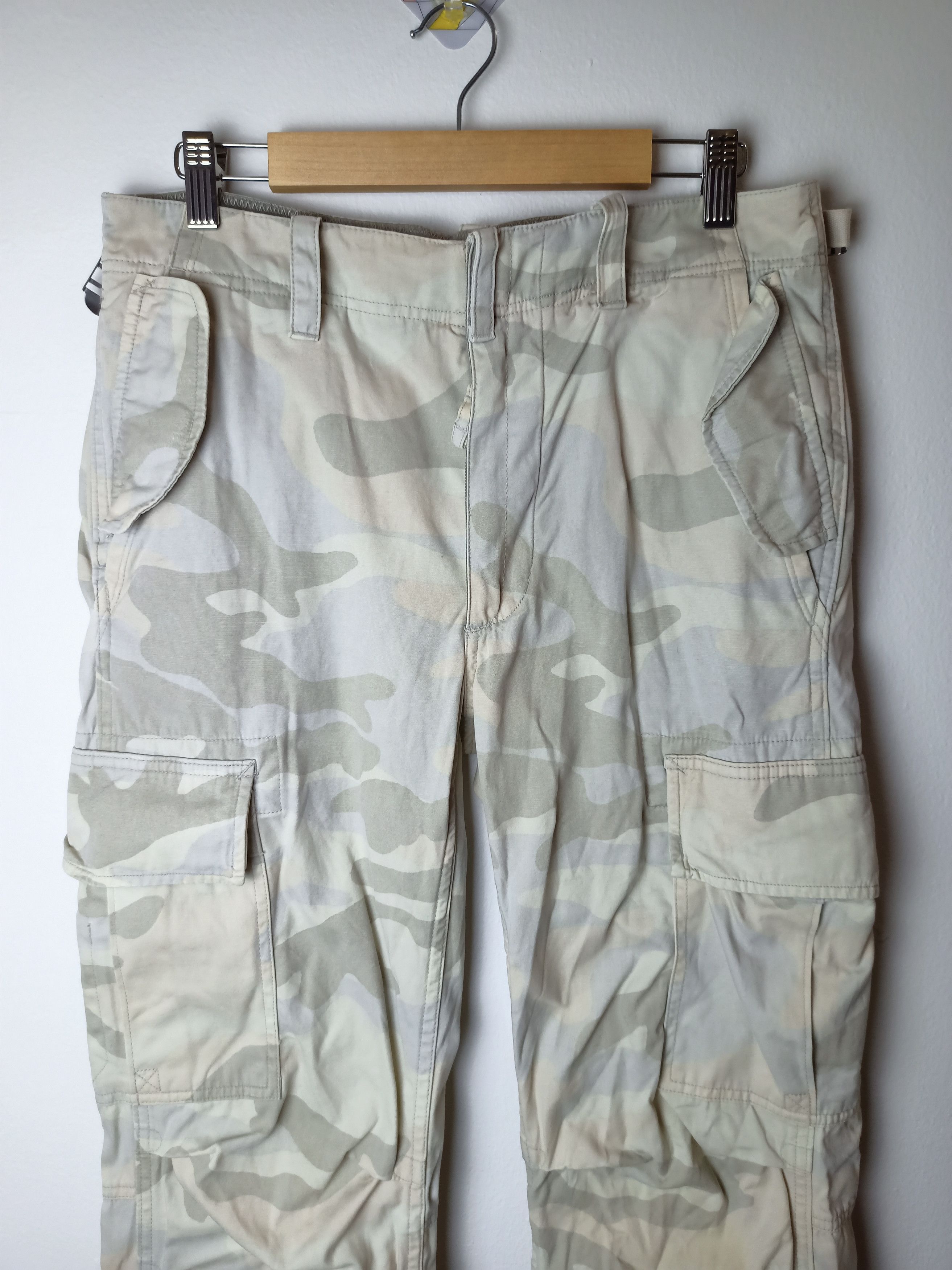 Gap Faded Camo Gap Bondage Tactical Cargo Pants Size US 31 - 6 Thumbnail