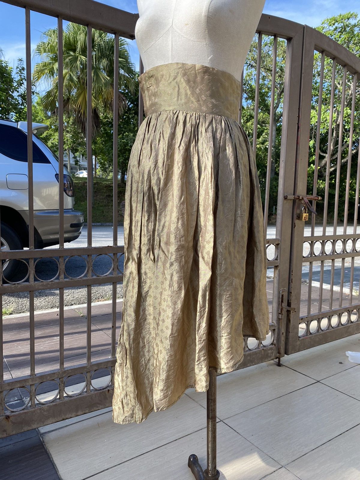 Isabel Marant assymetrical midi skirt Size 26" / US 2 / IT 38 - 2 Thumbnail