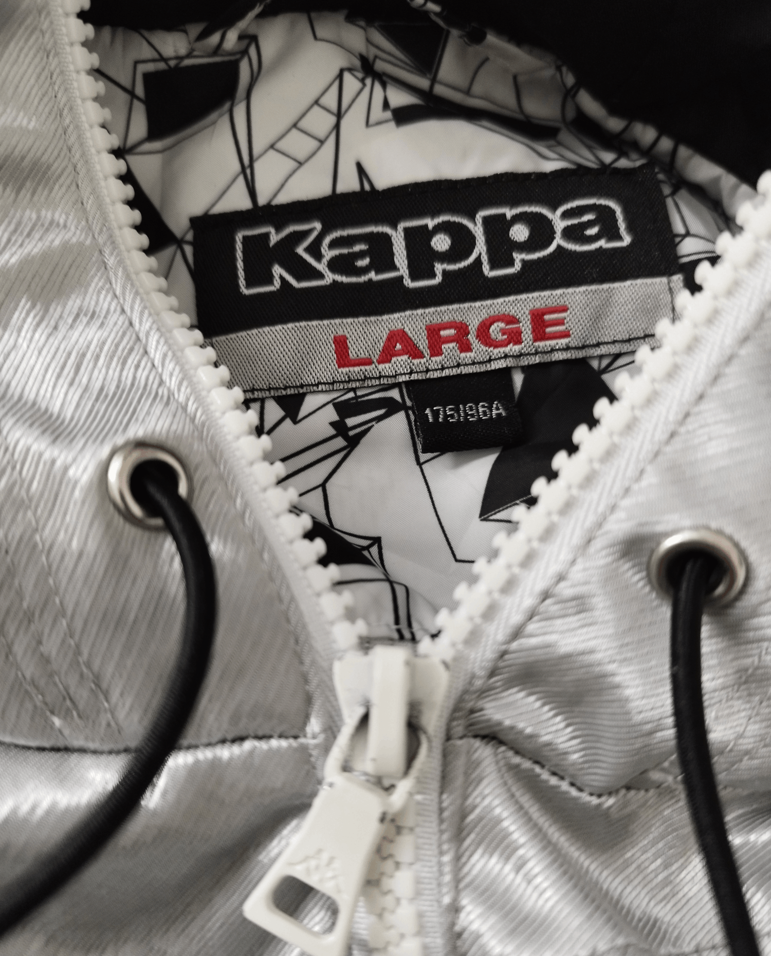 Kappa Kappa 'Special Expedition to Feros Planet' Full Zipper Size US L / EU 52-54 / 3 - 10 Thumbnail