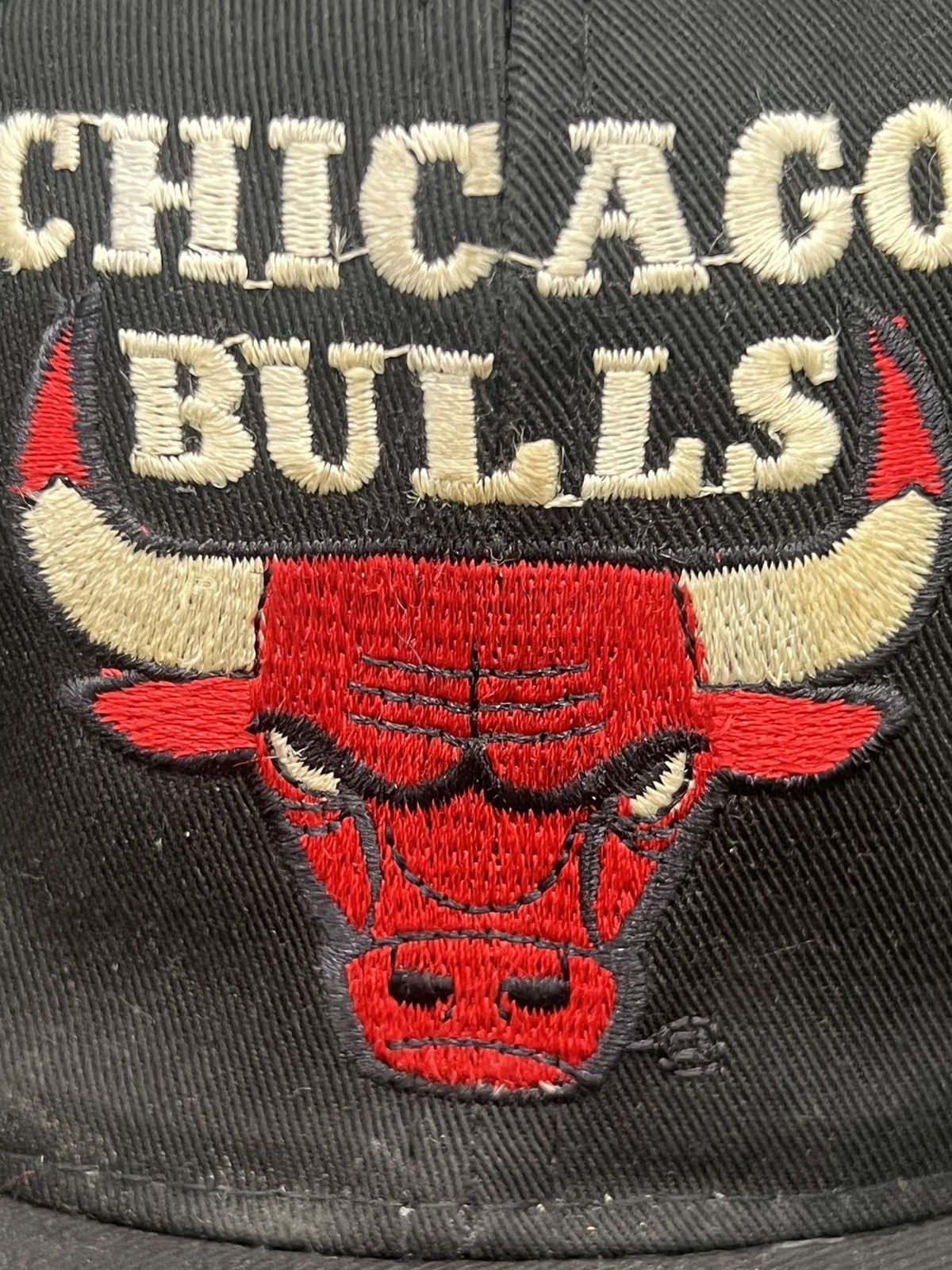 NBA Vintage 90s Chicago Bulls Plain Logo Snapback Hat Size ONE SIZE - 2 Thumbnail