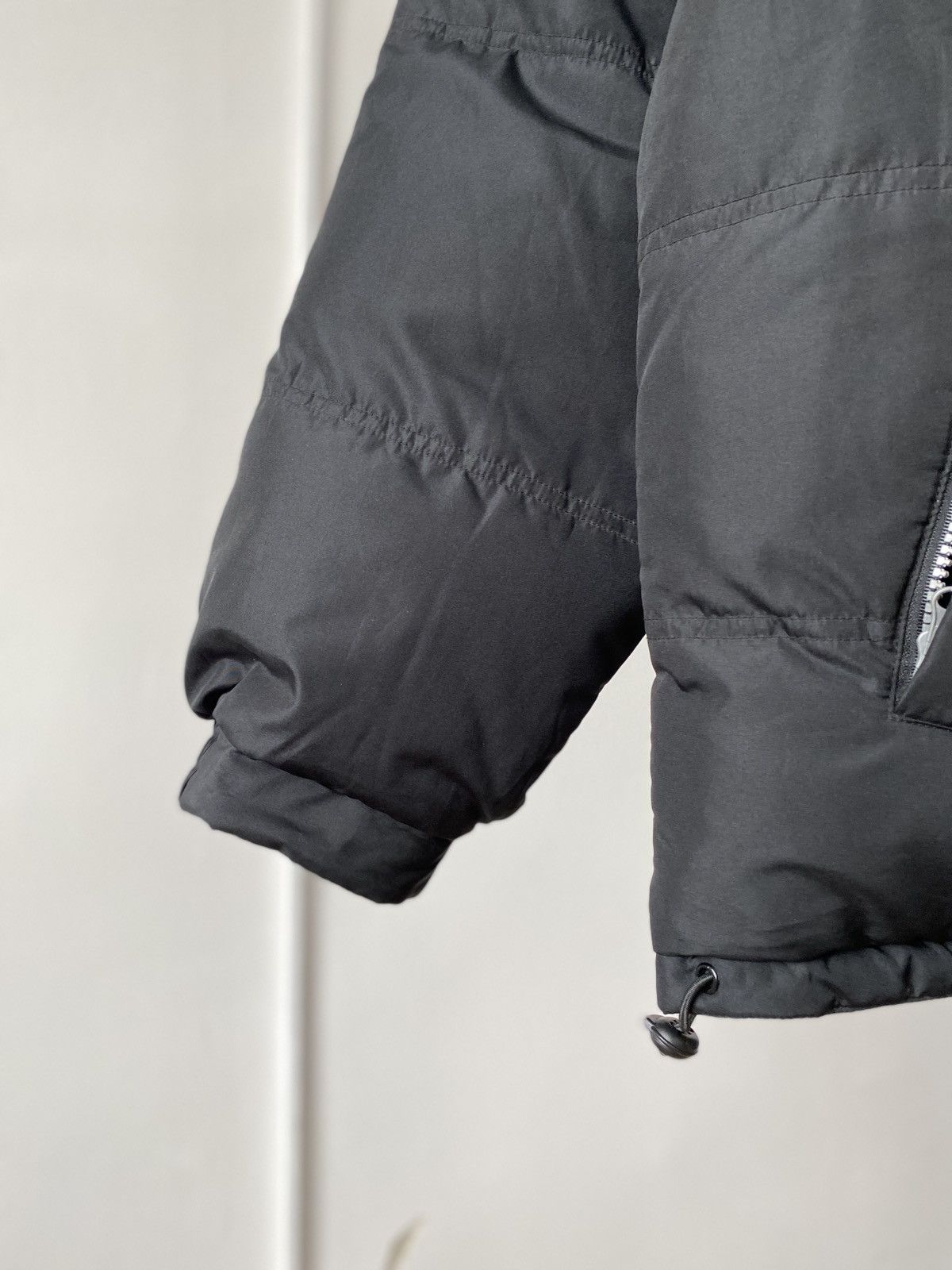 Lee × Vintage Two-Sided Lee Oversize Puffer Jacket/Vest Cream and Black Size US XXL / EU 58 / 5 - 12 Thumbnail