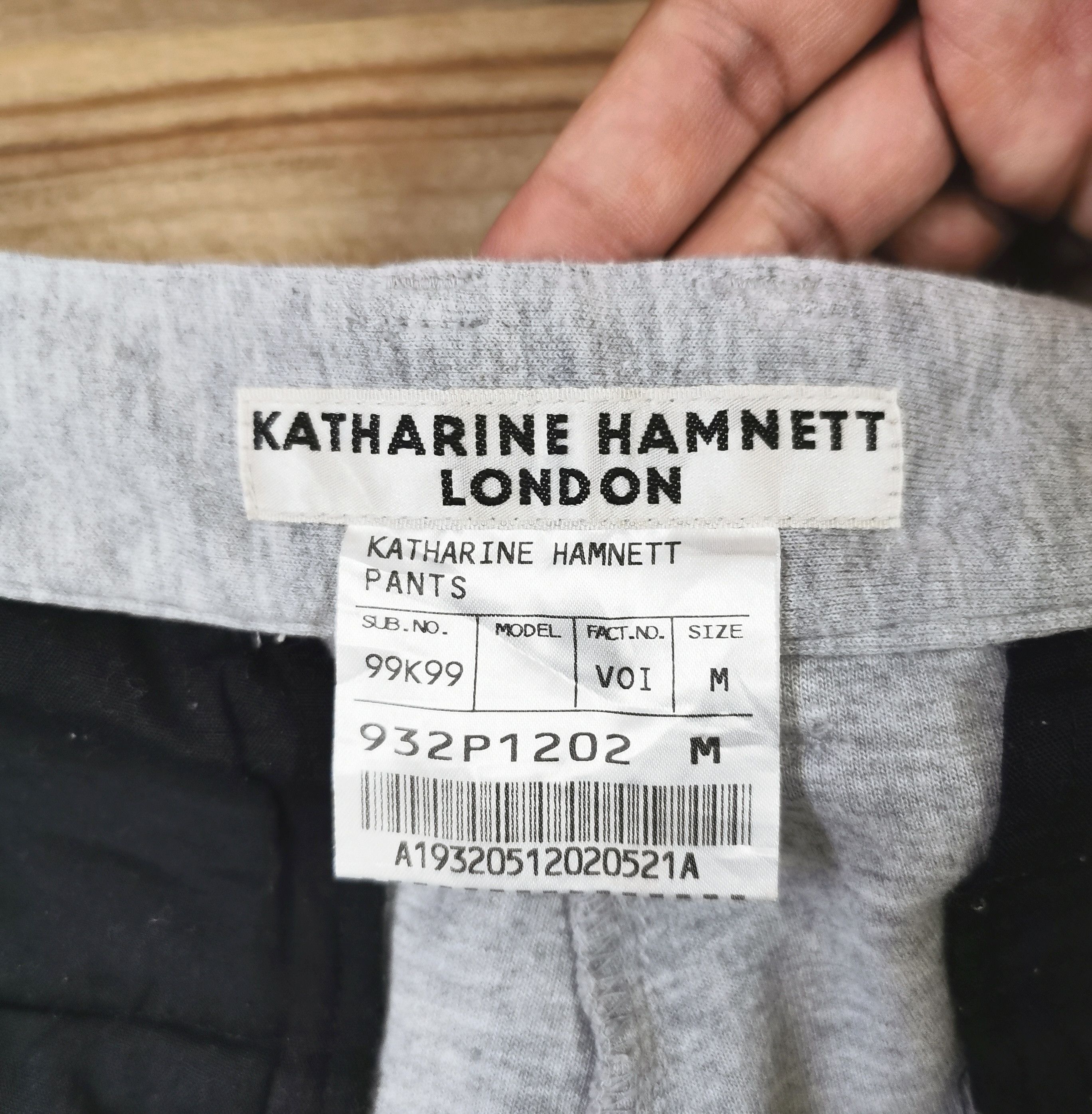 Katharine Hamnett London Katharine Hamnett London Cargo Short Pants Size US 32 / EU 48 - 10 Thumbnail